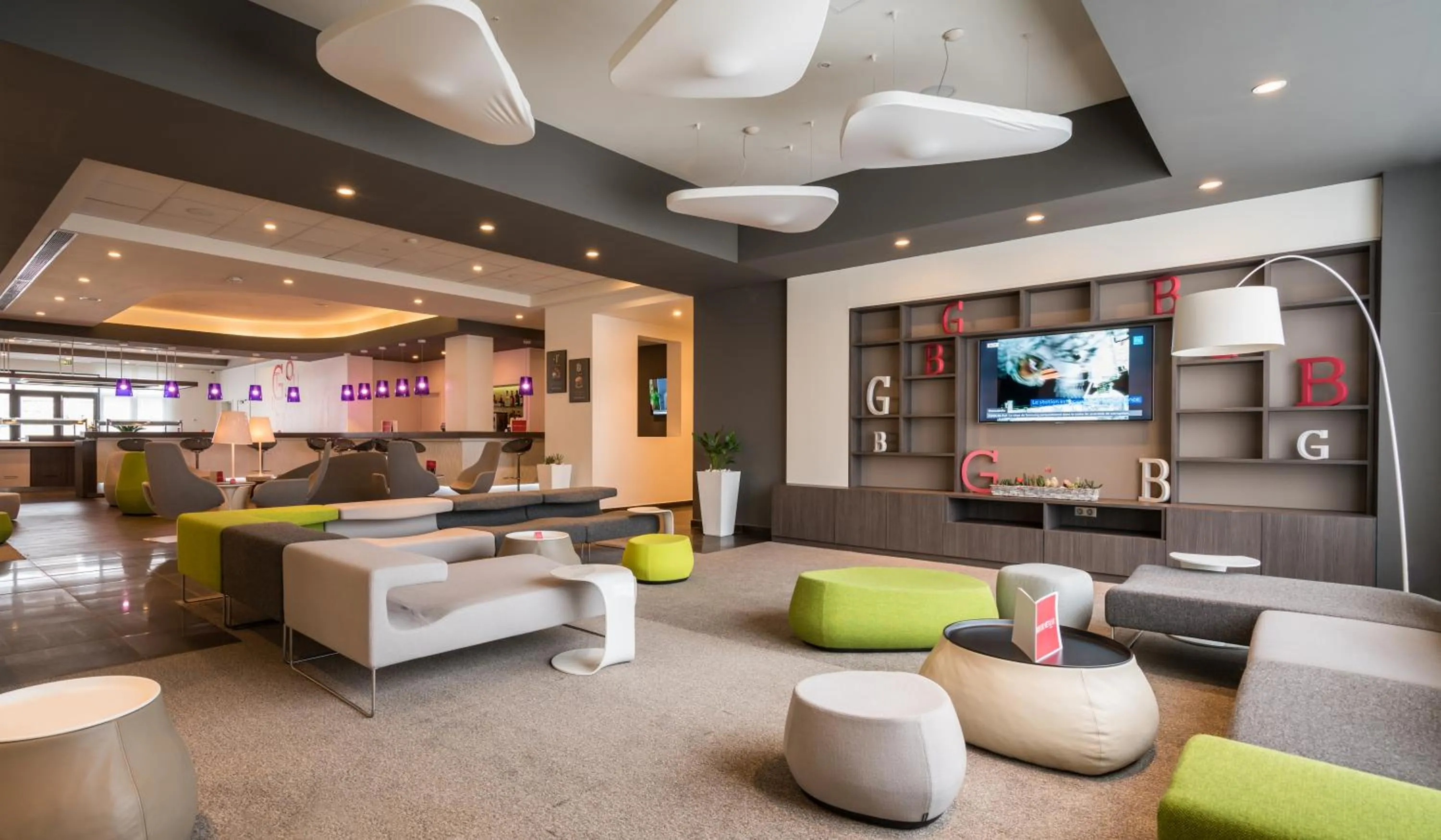 Communal lounge/ TV room in Novotel Setif