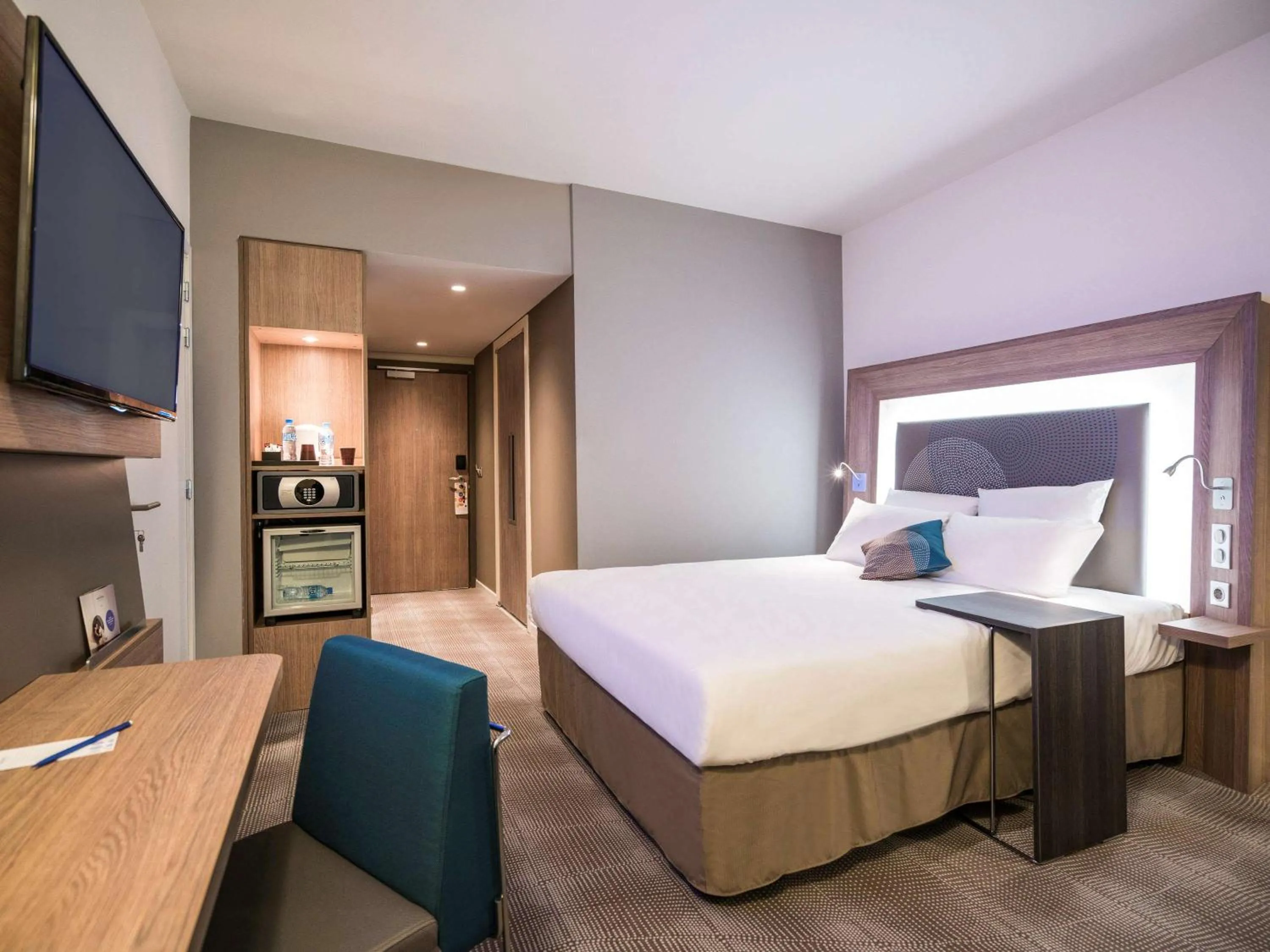 Photo of the whole room, Bed in Novotel Setif