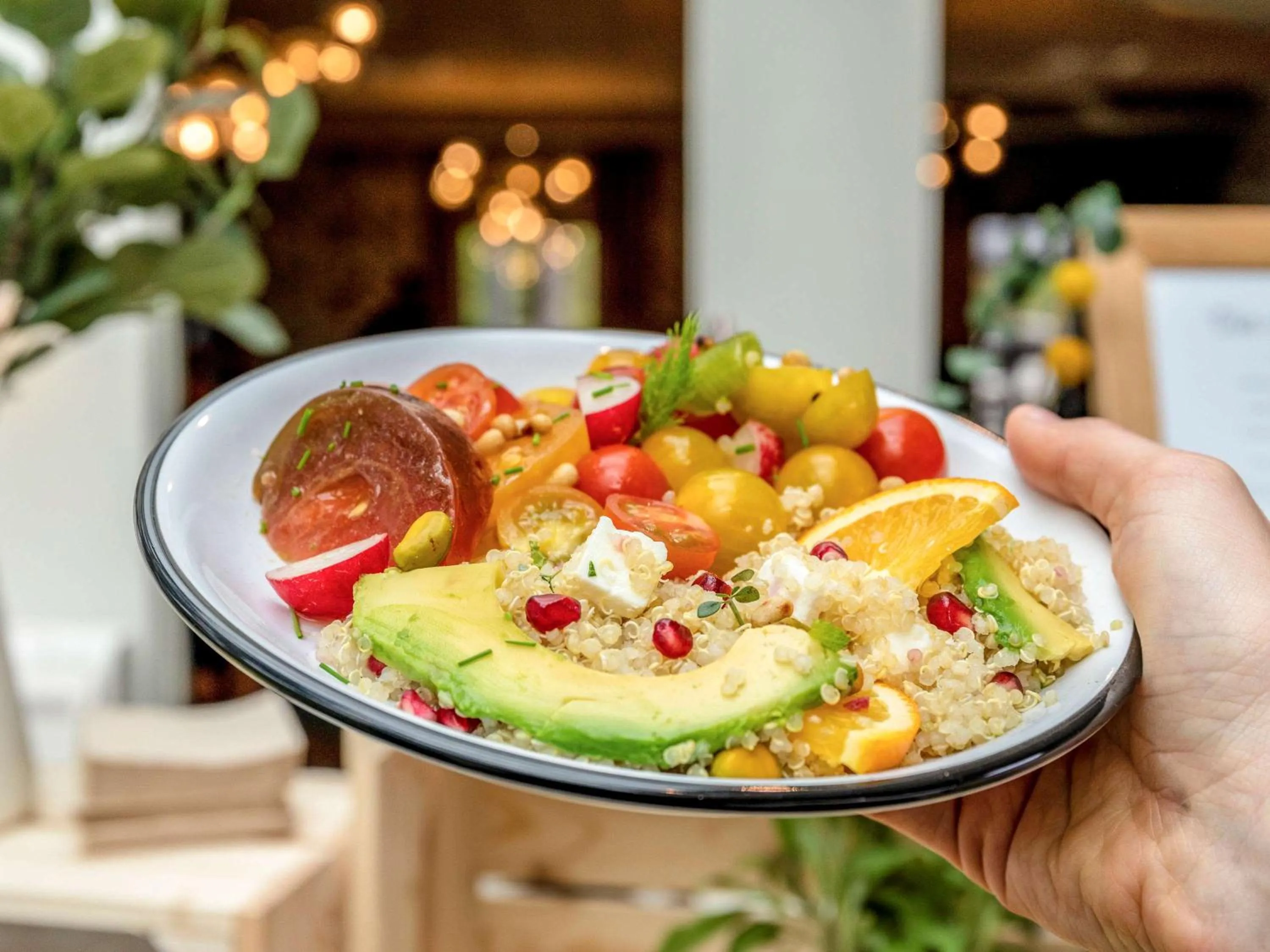 Restaurant/places to eat in Novotel Setif