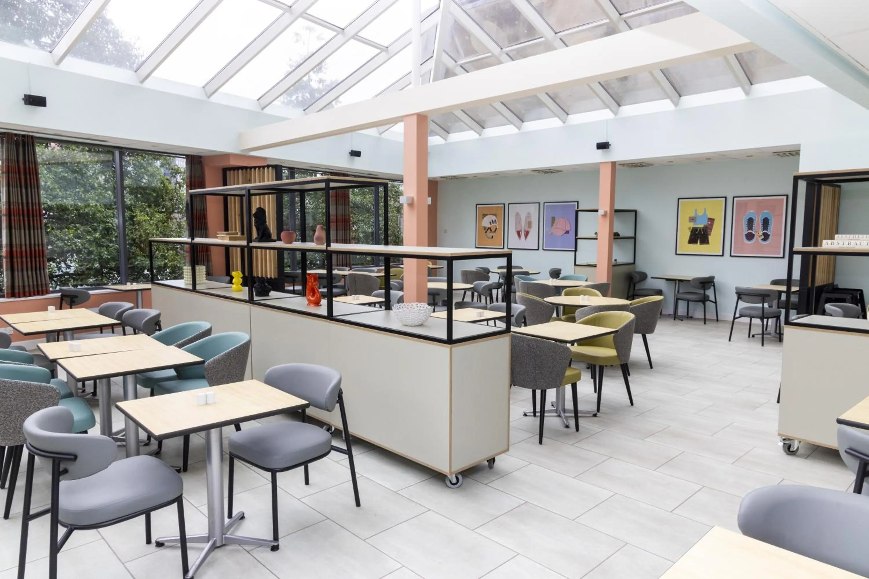 Restaurant/places to eat in Garner Hotel Nottingham City Centre by IHG