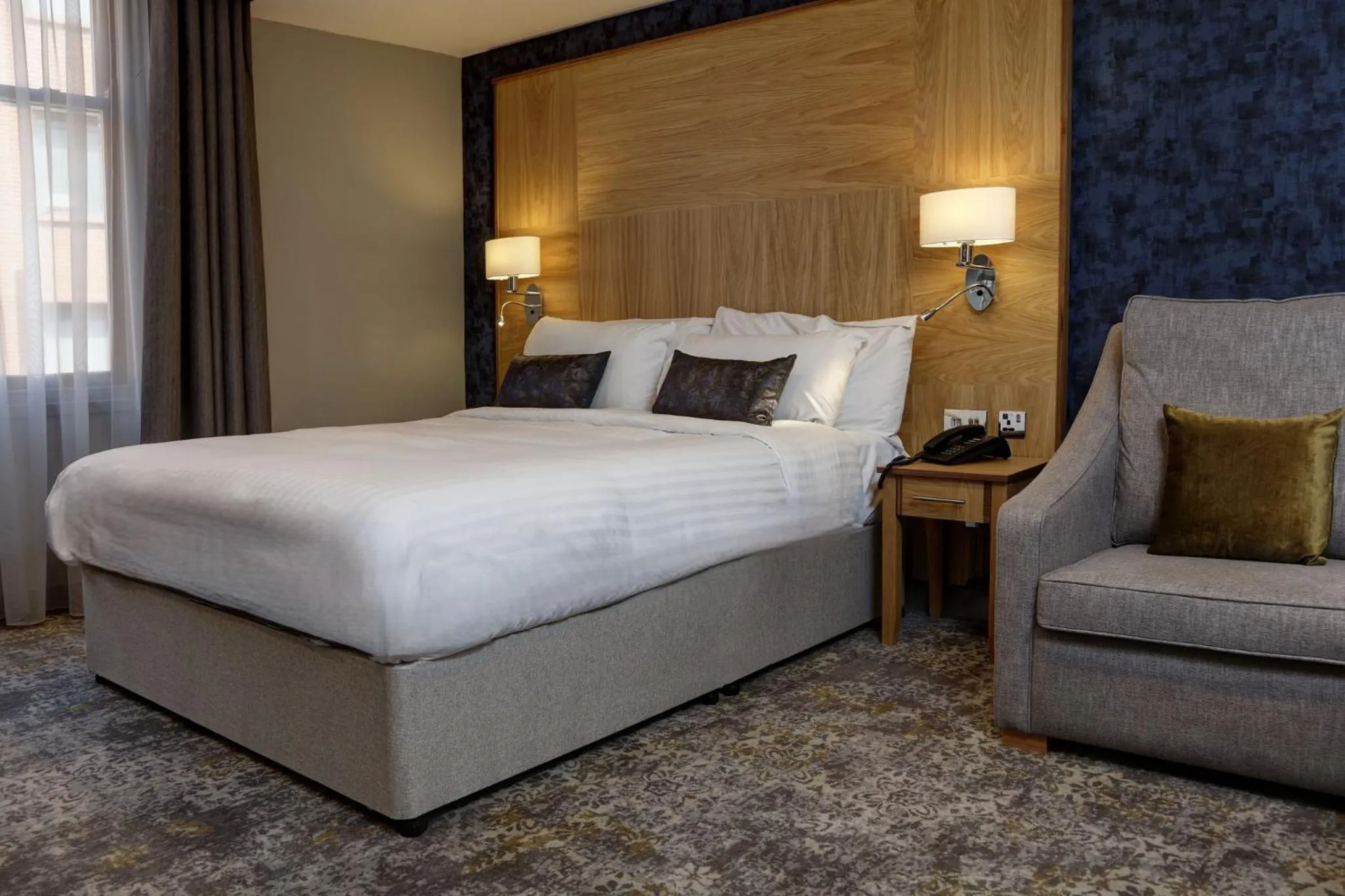 Photo of the whole room, Bed in Garner Hotel Nottingham City Centre by IHG