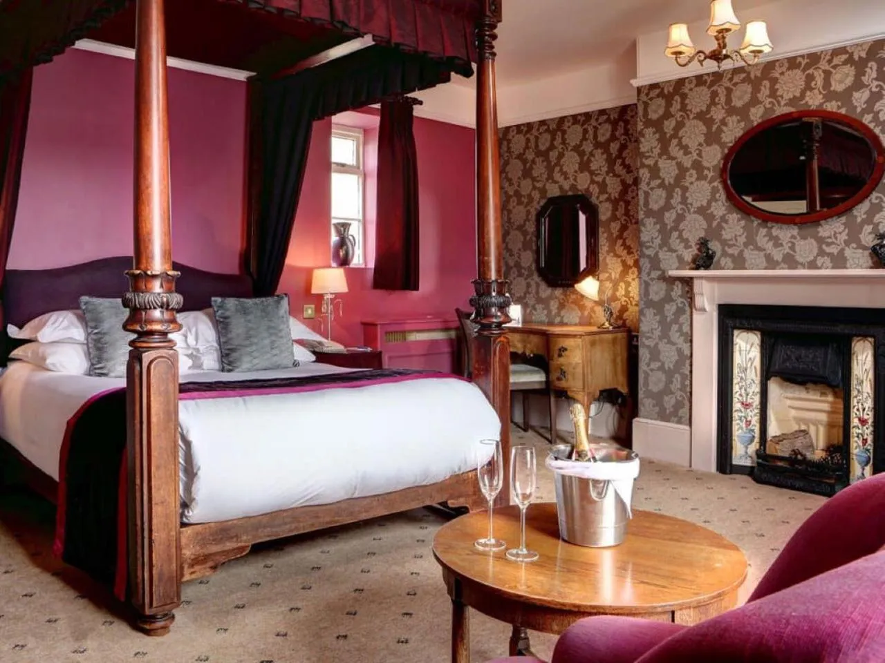 Bed in Cambridge Quy Mill Hotel & Spa