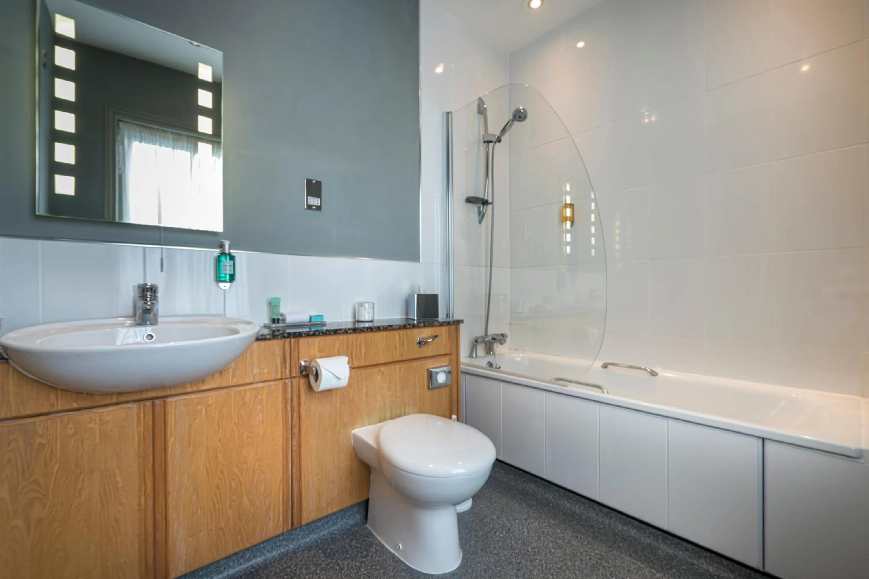 Shower in The Swan Hotel, Stafford, Staffordshire - The Coaching Inn Group