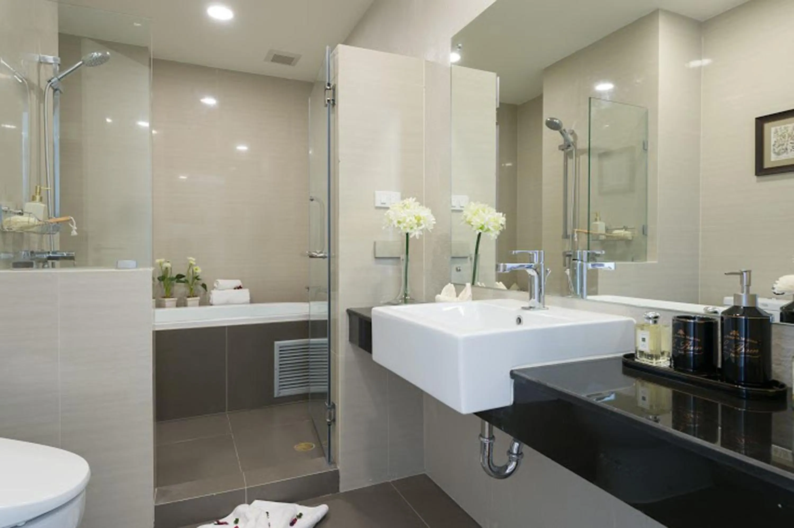 Bathroom in The Garden 304