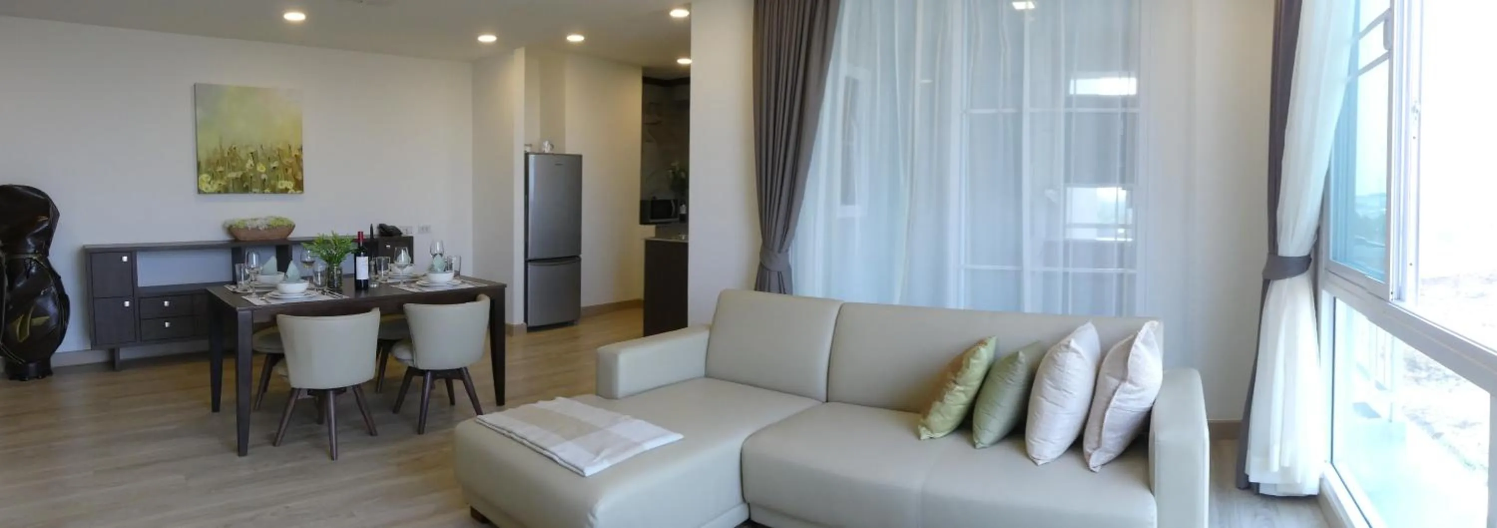 Photo of the whole room in The Garden 304