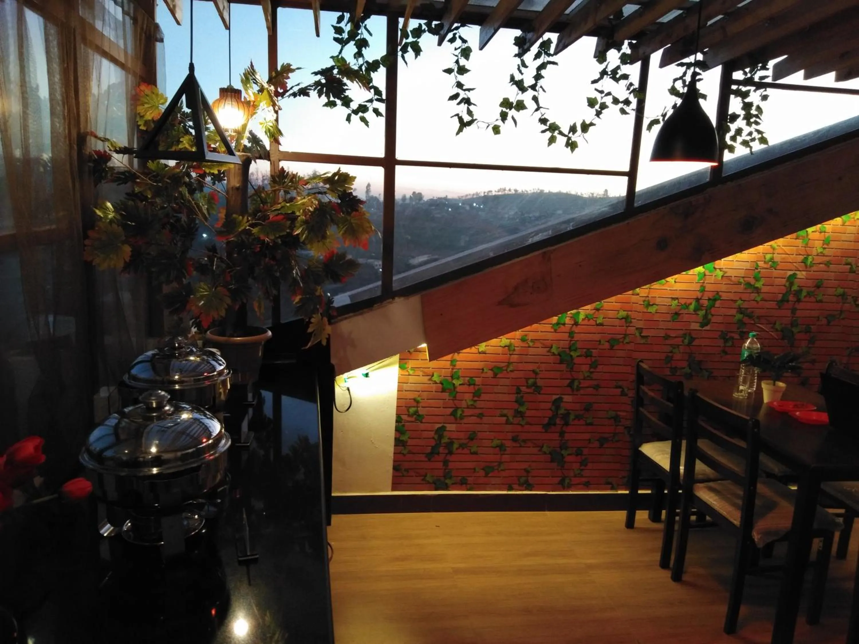 Breakfast in Drizzle Drop Inn