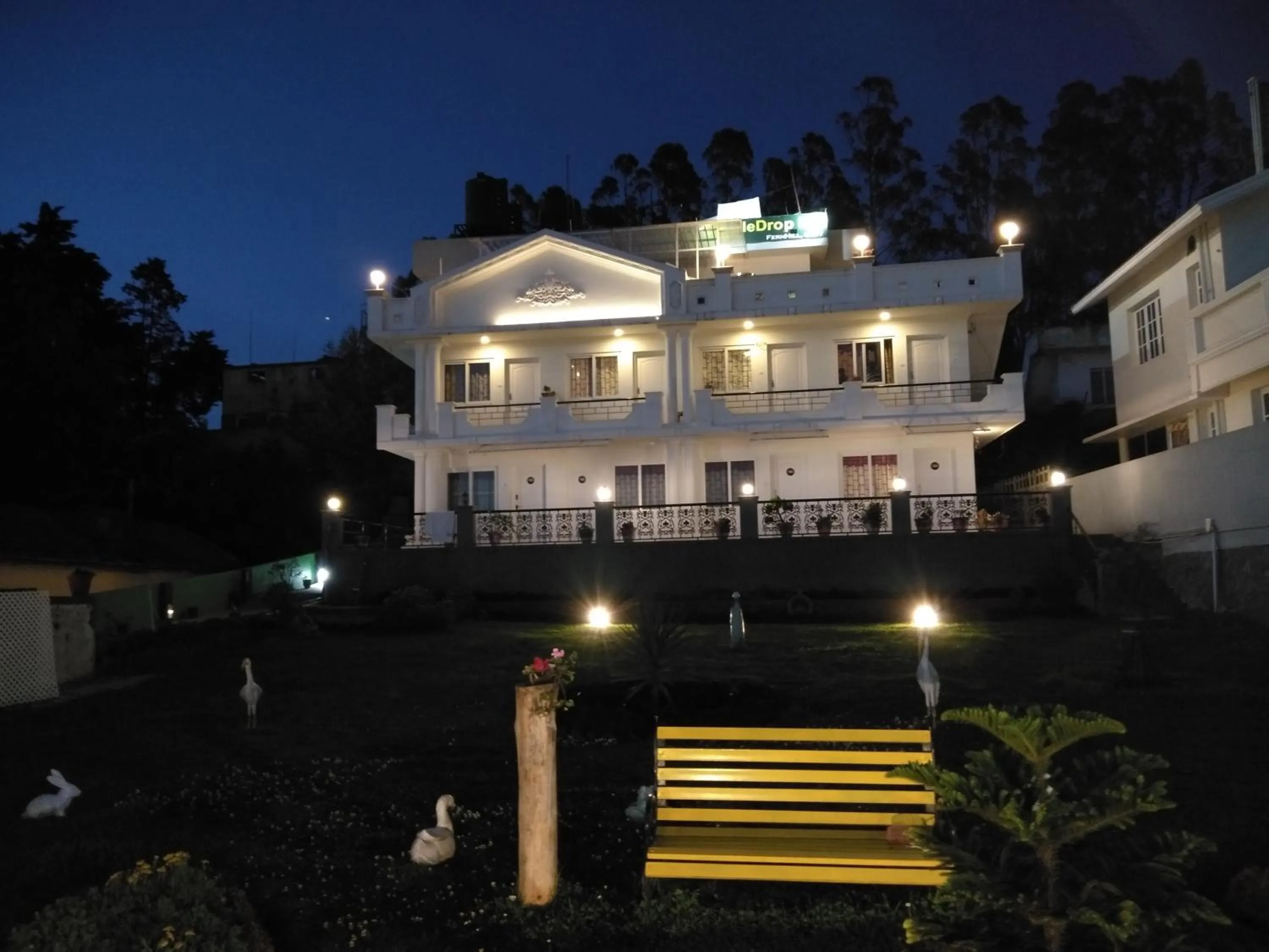 Breakfast in Drizzle Drop Inn