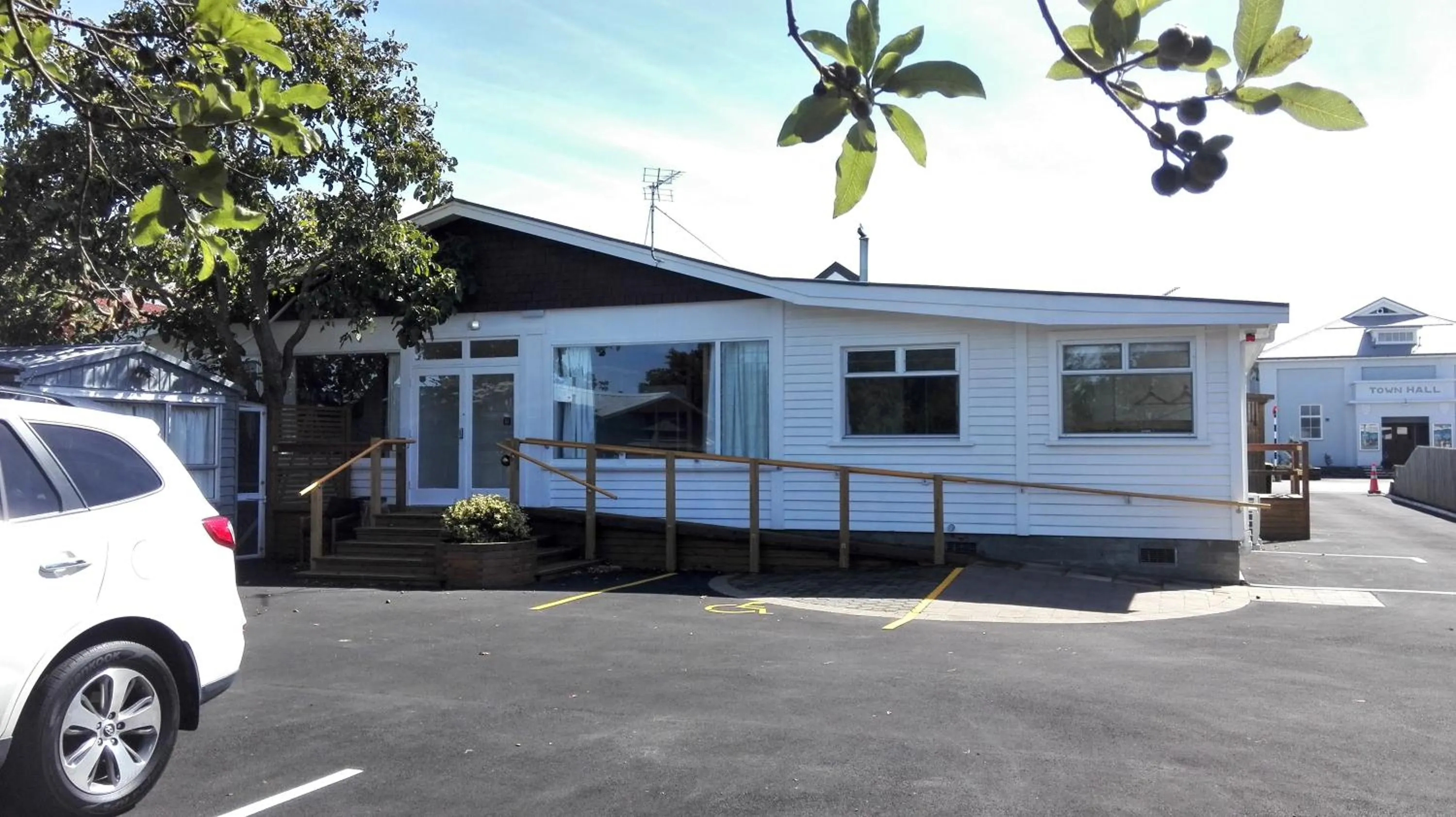 Nearby landmark in Oxford Queenette Backpackers