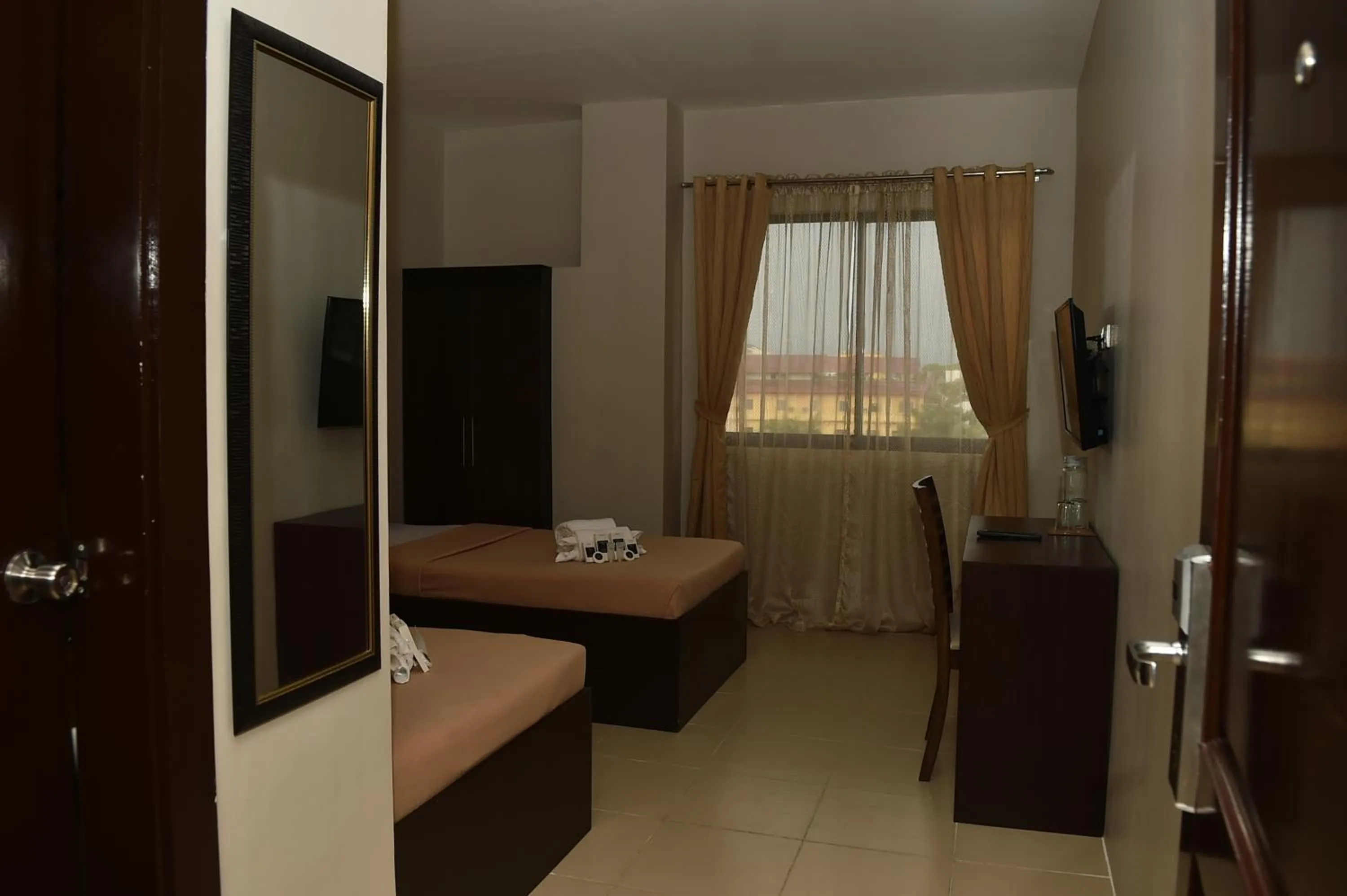 Other, Bed in Columbus Plaza Hotel