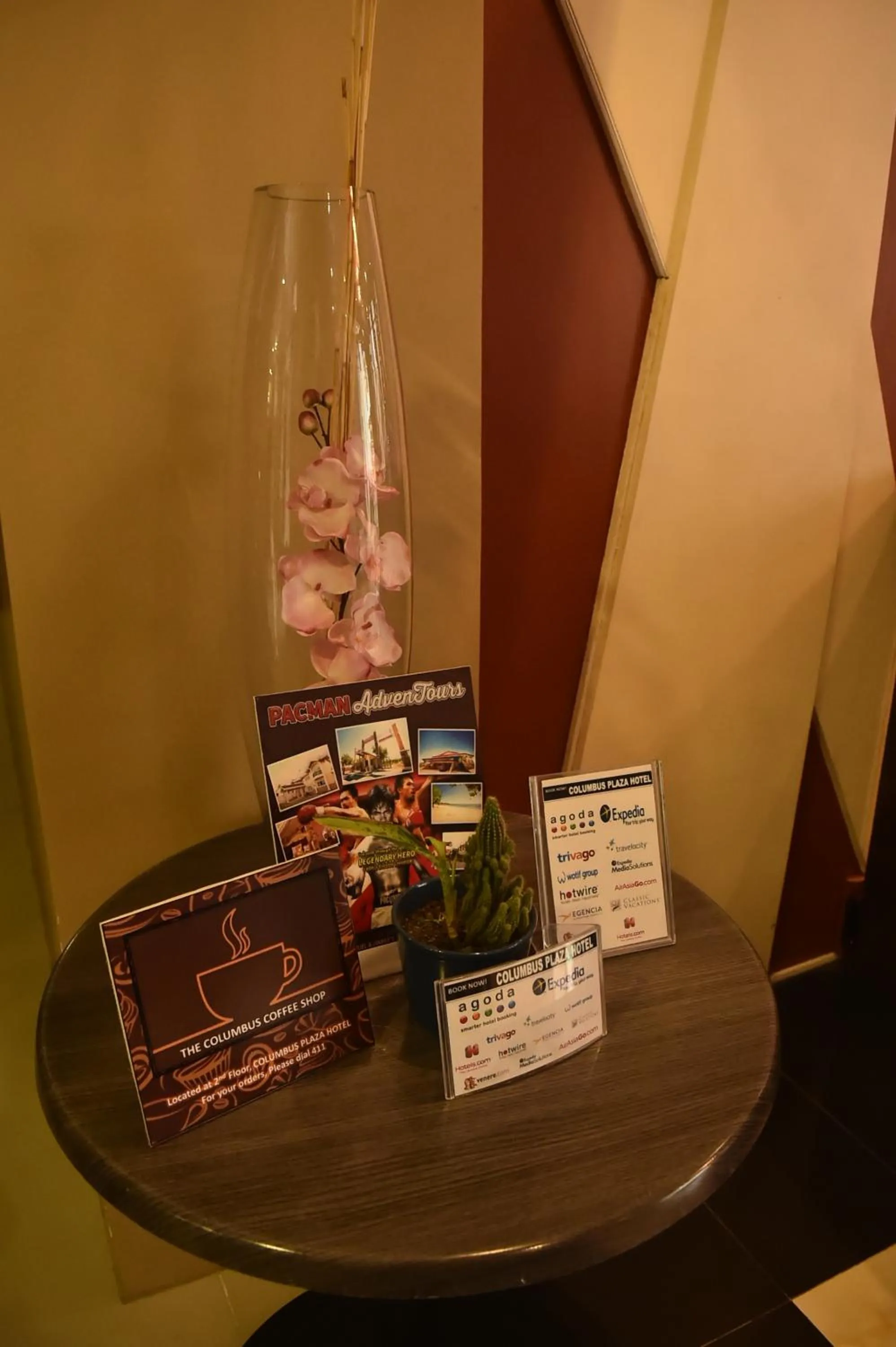 Decorative detail in Columbus Plaza Hotel