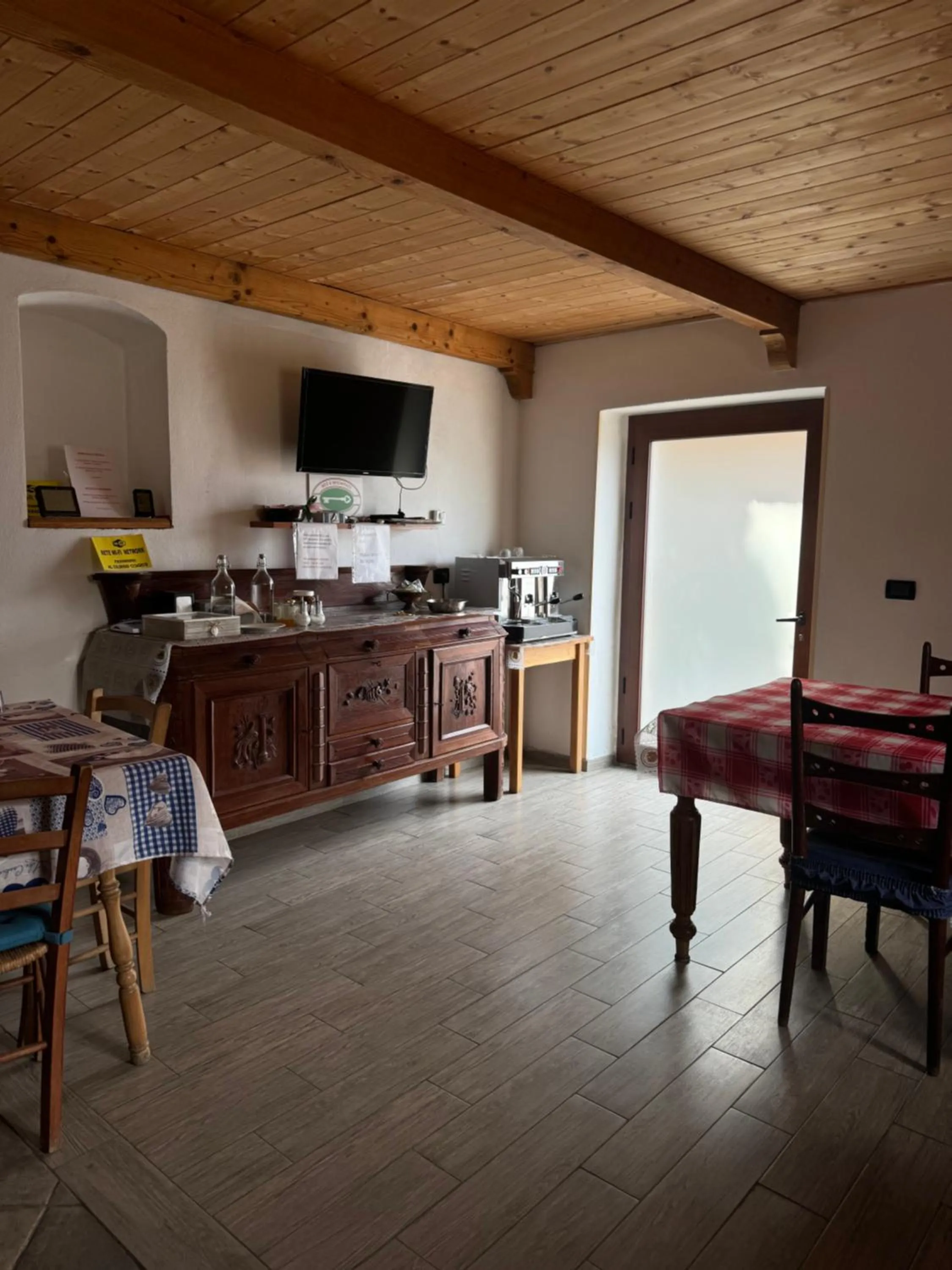 Lounge or bar in B&b Al Ciliegio Del Turchino