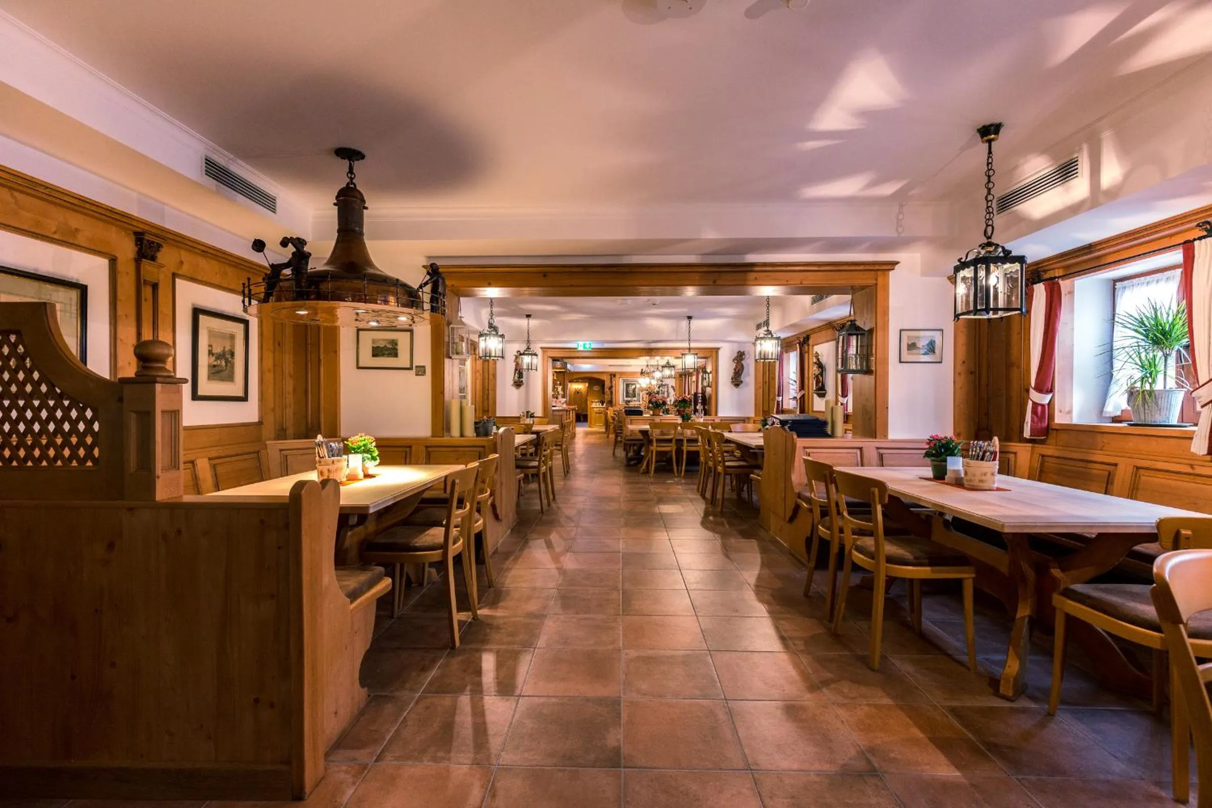 Restaurant/places to eat in Hotel & Gaststätte zum Erdinger Weißbräu