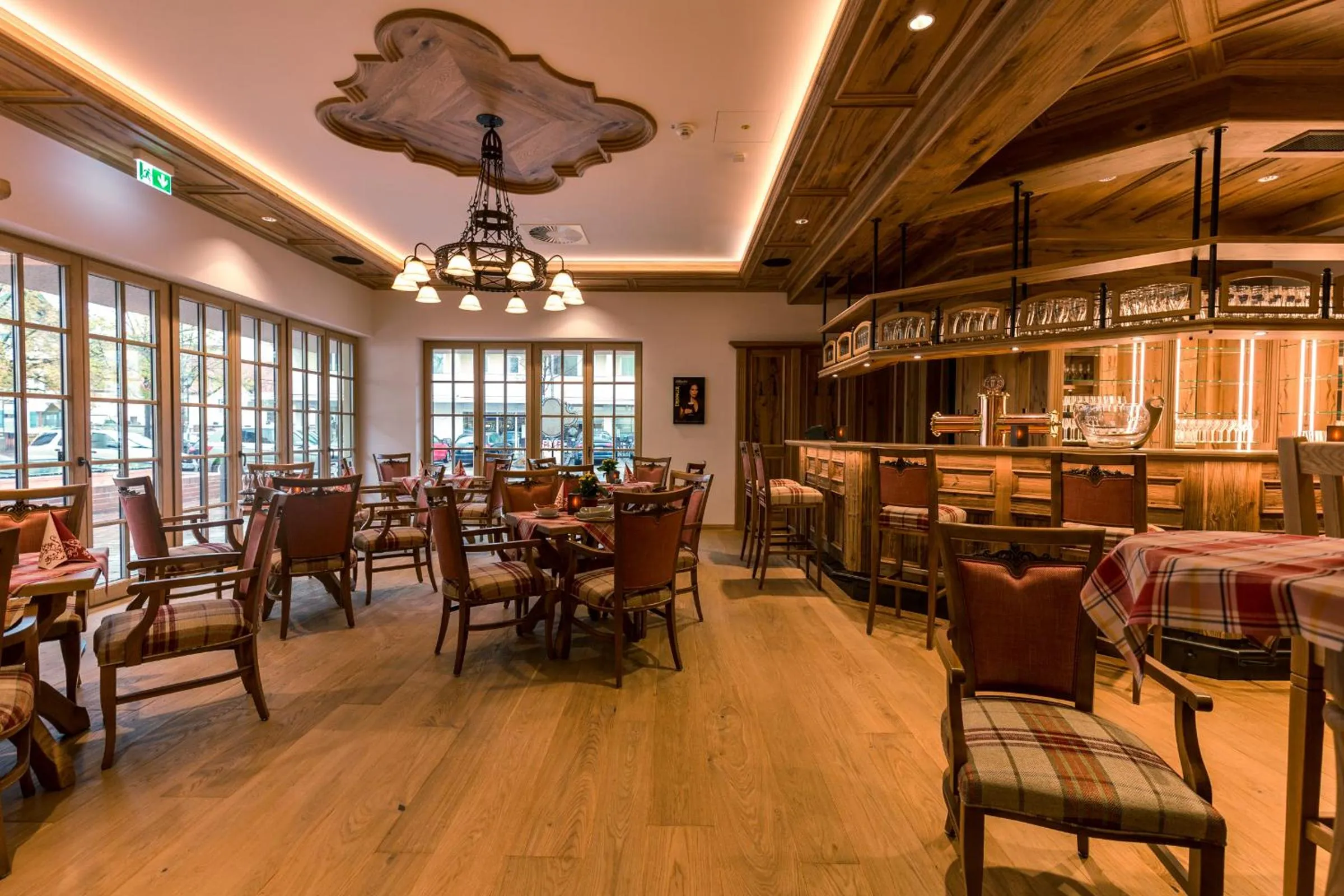 Lounge or bar in Hotel & Gaststätte zum Erdinger Weißbräu