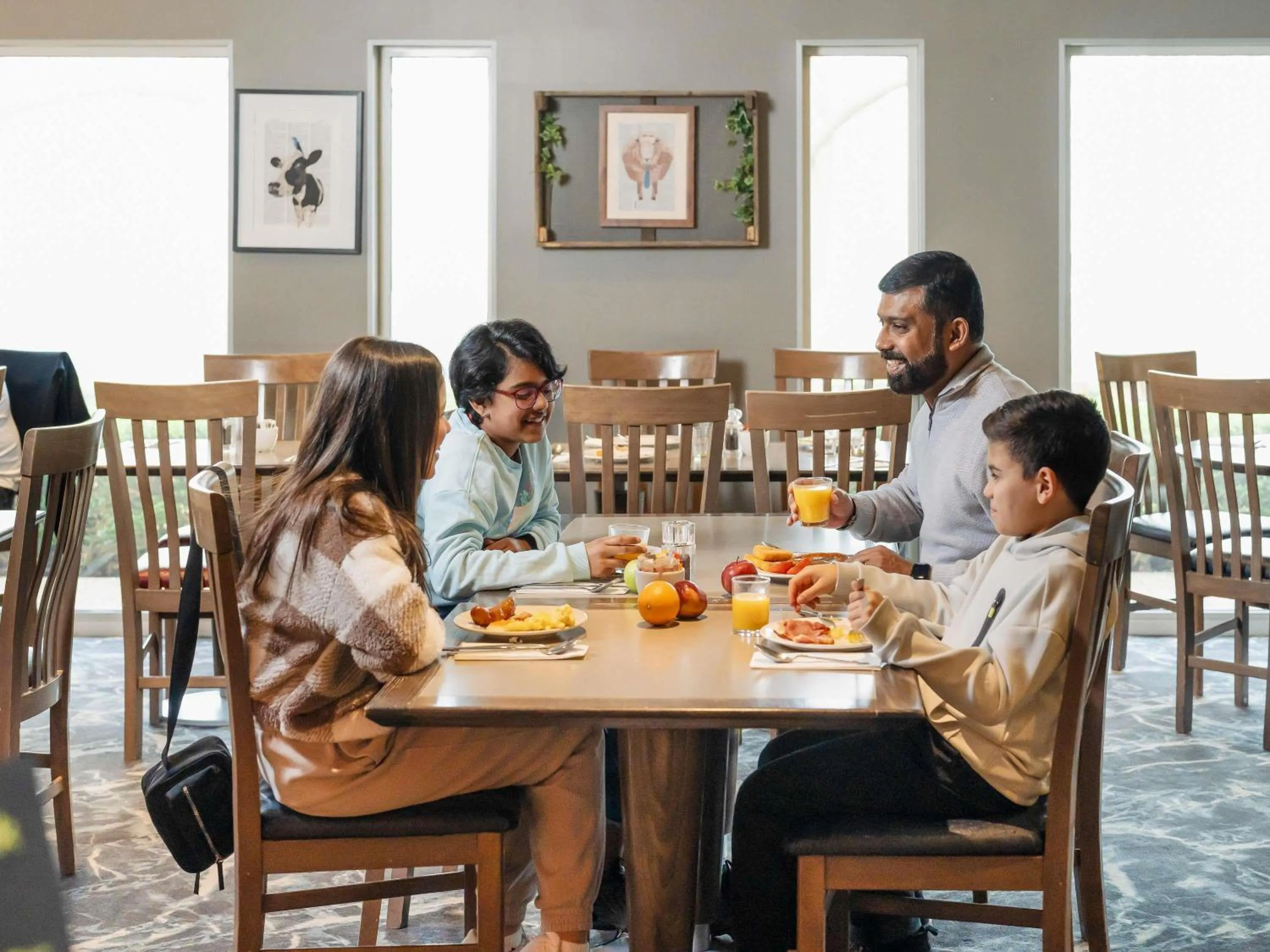 Restaurant/places to eat in Novotel Milton Keynes