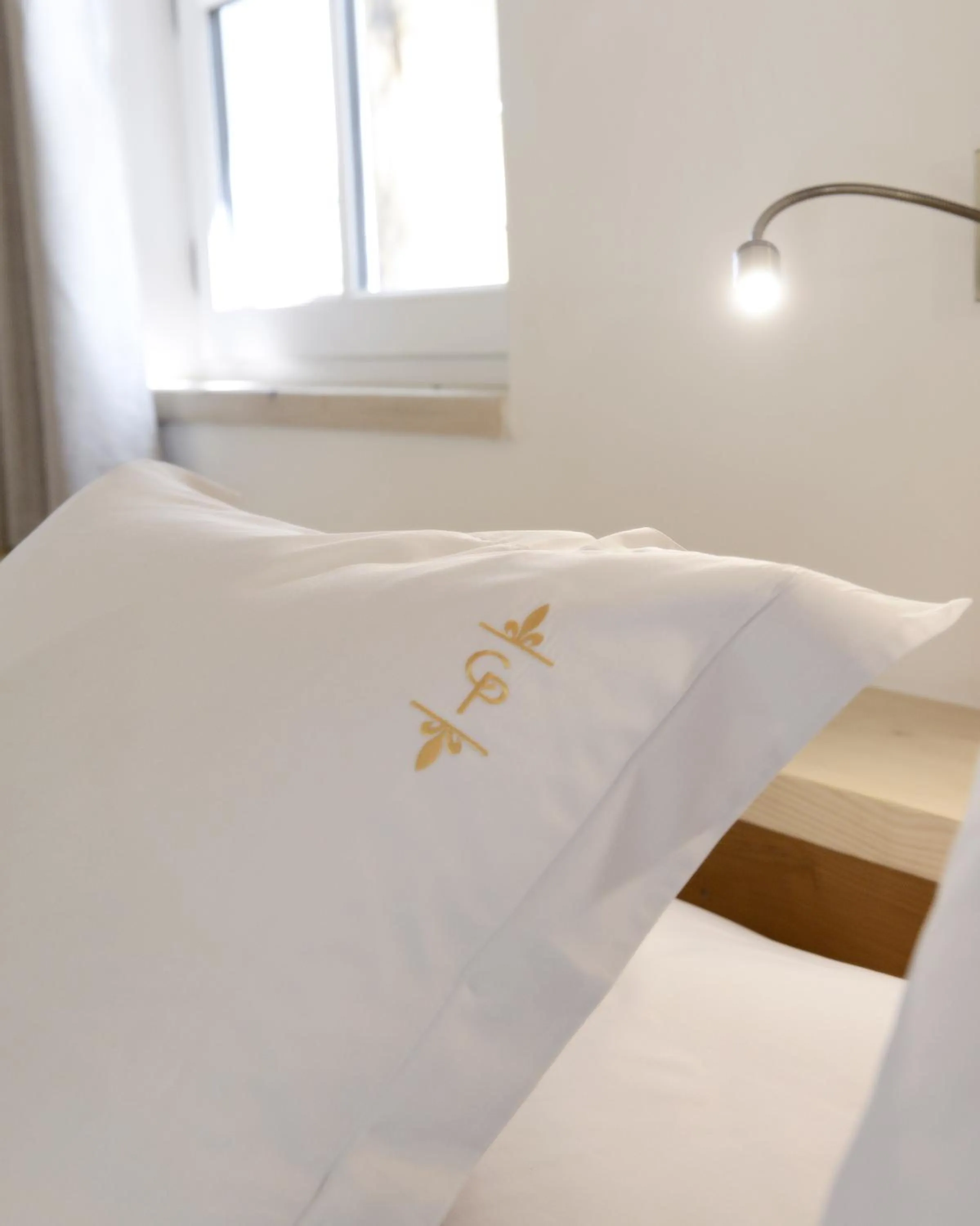 Bed in Château de Pondres