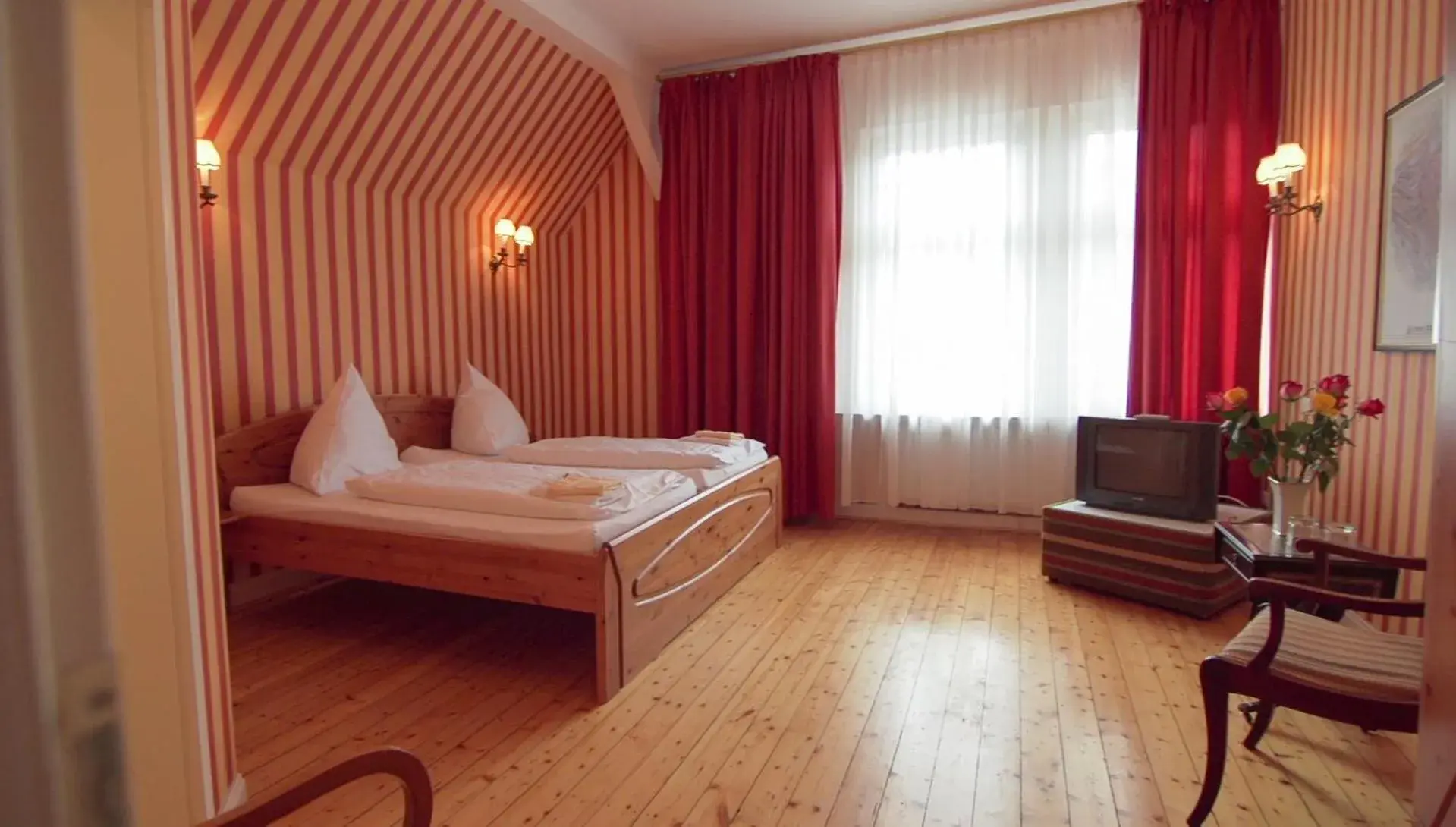 Large Double Room in Gästehaus Musmann Large Double Room in Gästehaus Musmann