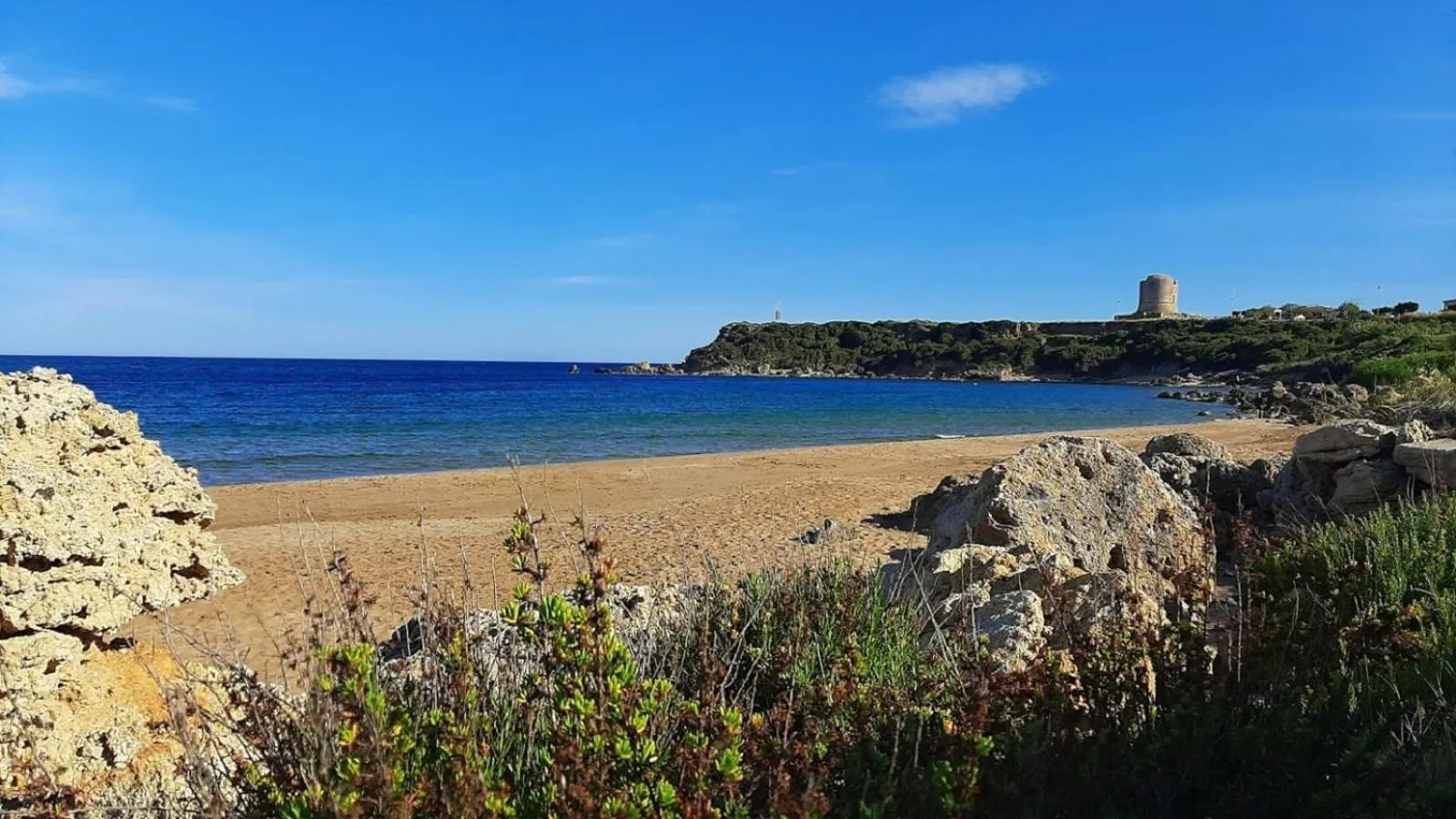 Beach in Residence "Il Faro"