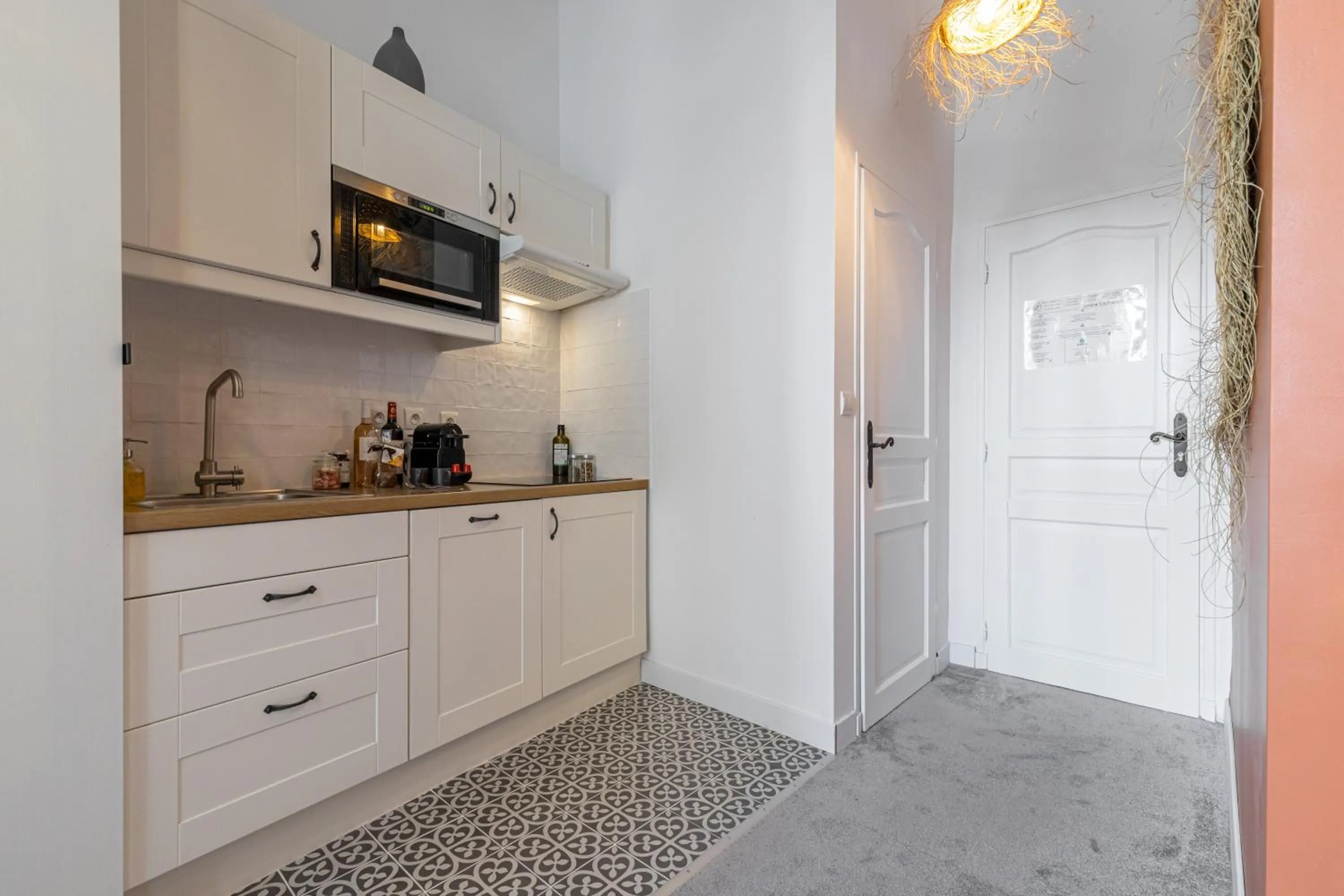 Kitchen or kitchenette in Florella Maréchal Joffre