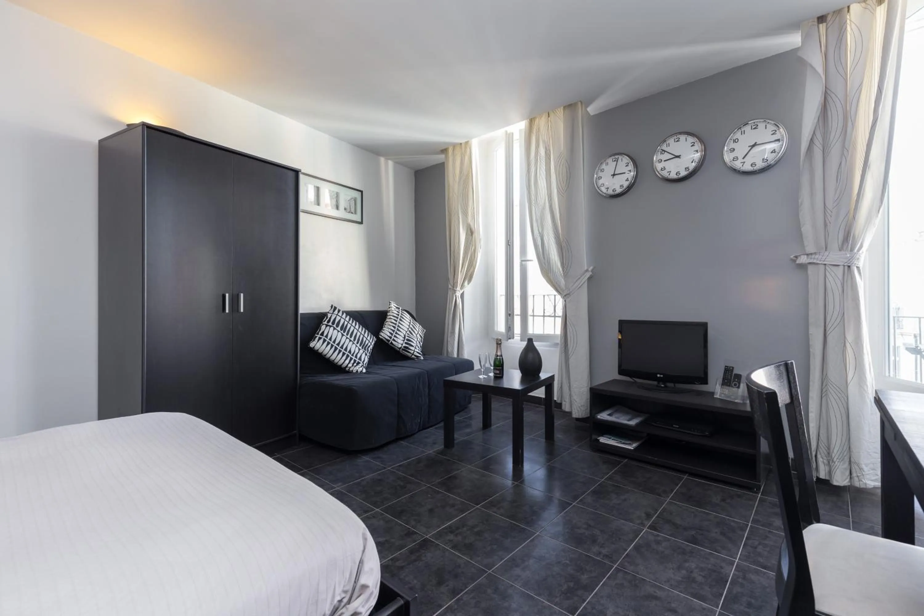 Living room, Bed in Florella Maréchal Joffre