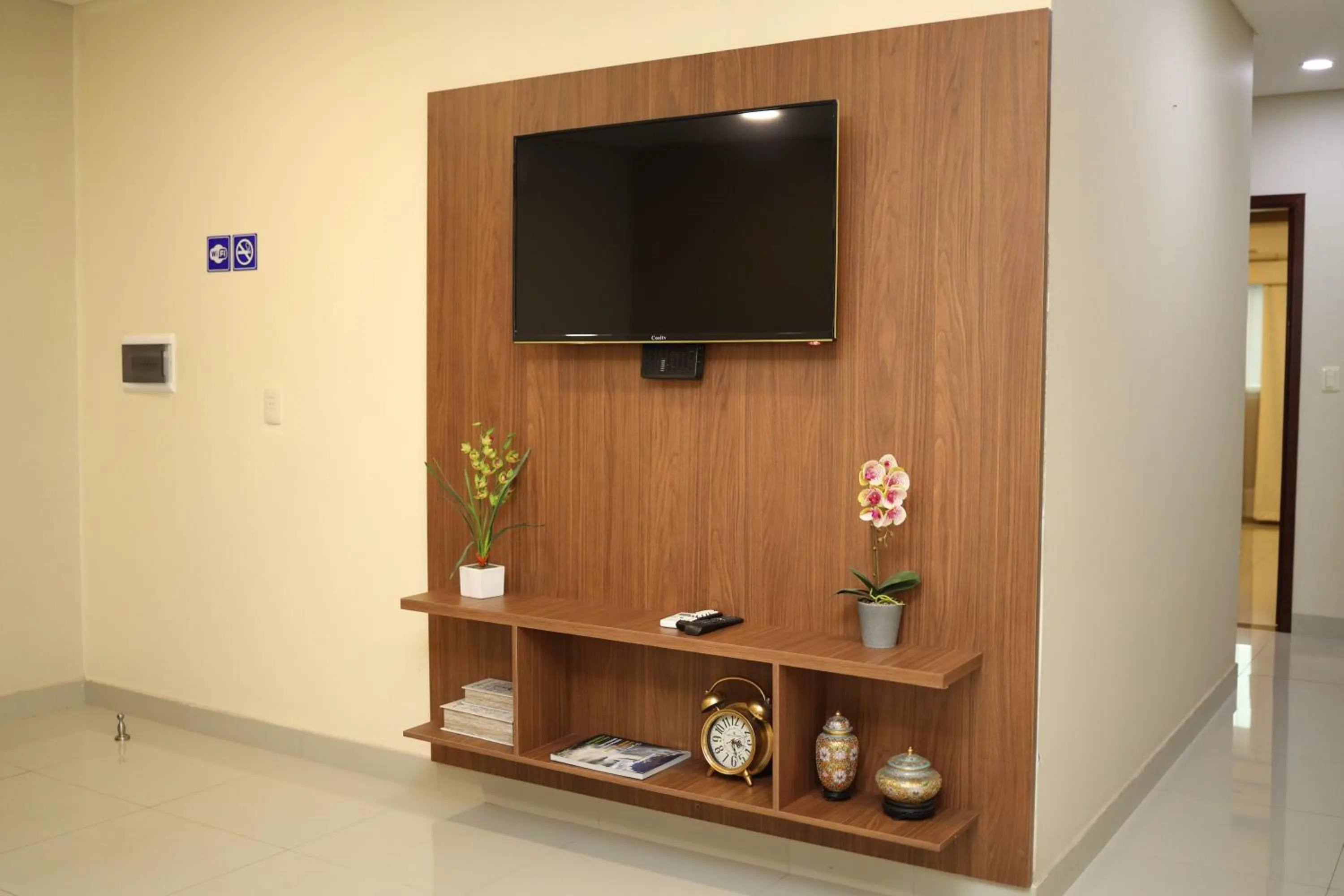 TV and multimedia in Howard Johnson Ciudad del Este