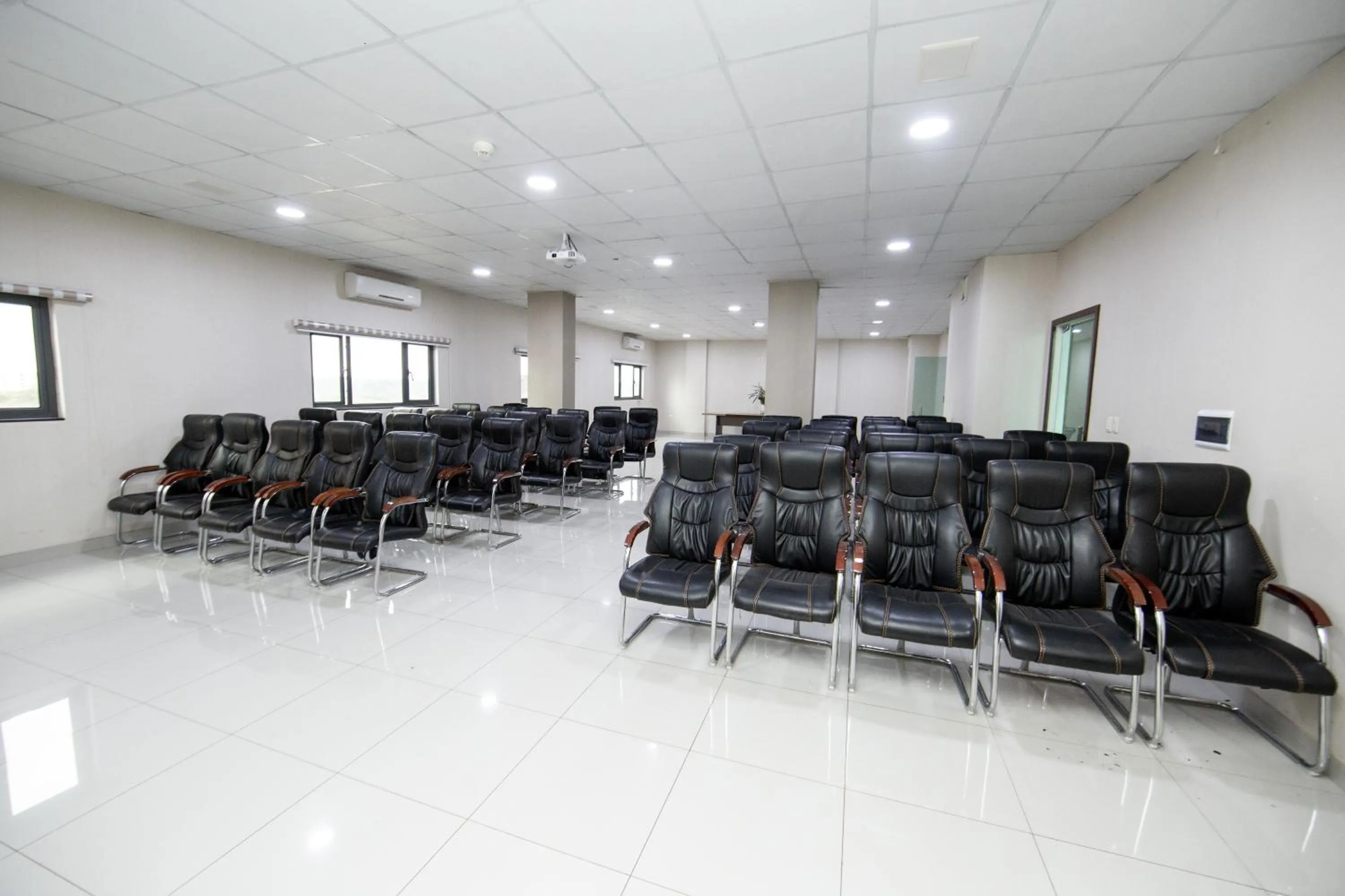 Banquet/Function facilities in Howard Johnson Ciudad del Este