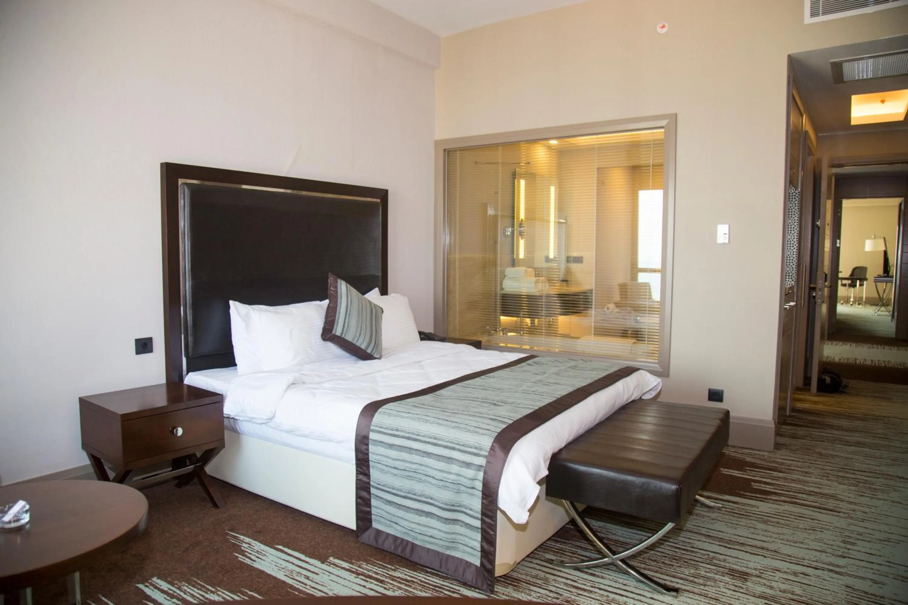 Bedroom, Bed in Ramada By Wyndham Iskenderun