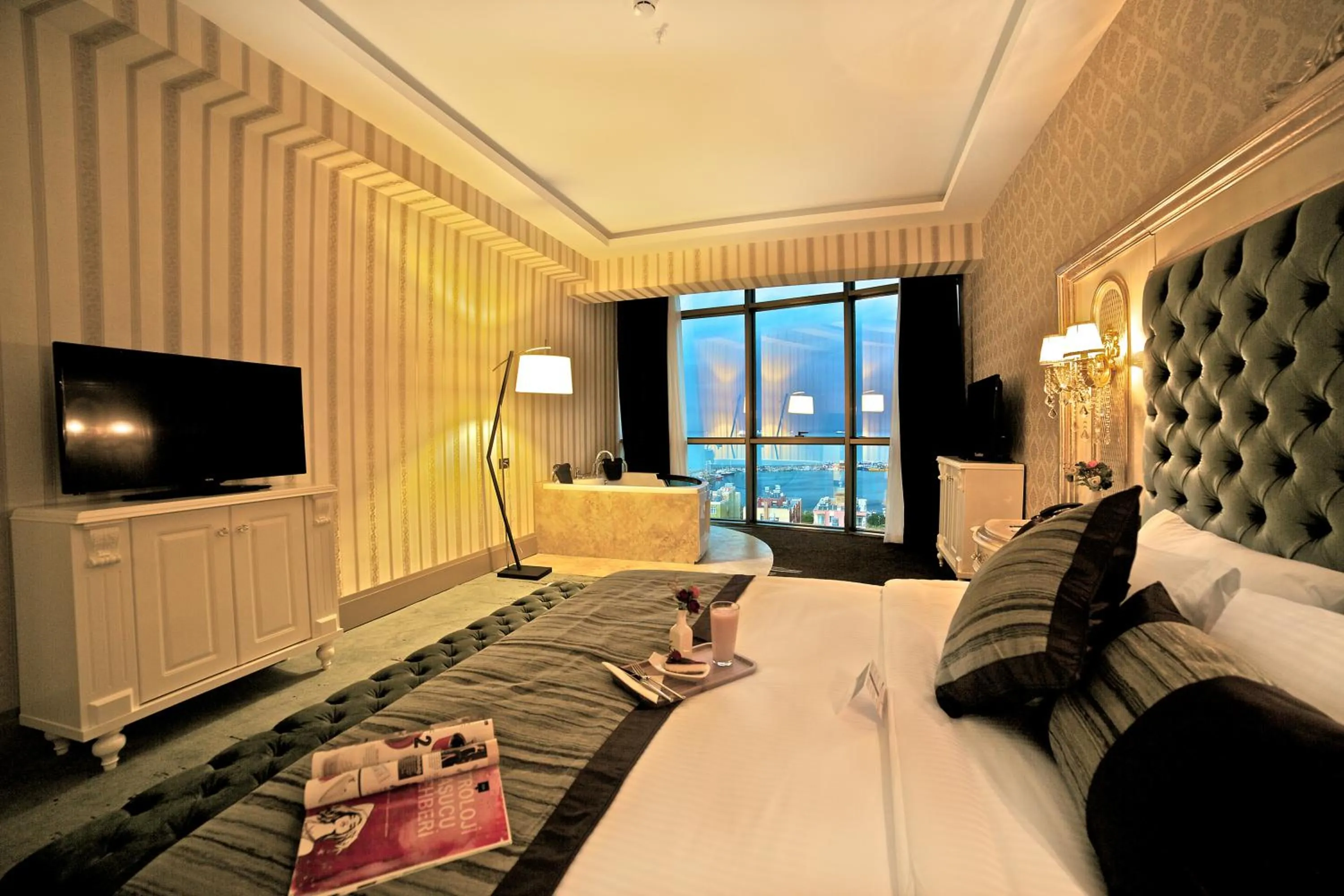 Photo of the whole room, Bed in Ramada By Wyndham Iskenderun