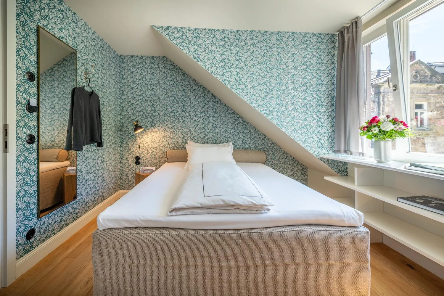 Bedroom, Bed in Renthof Kassel