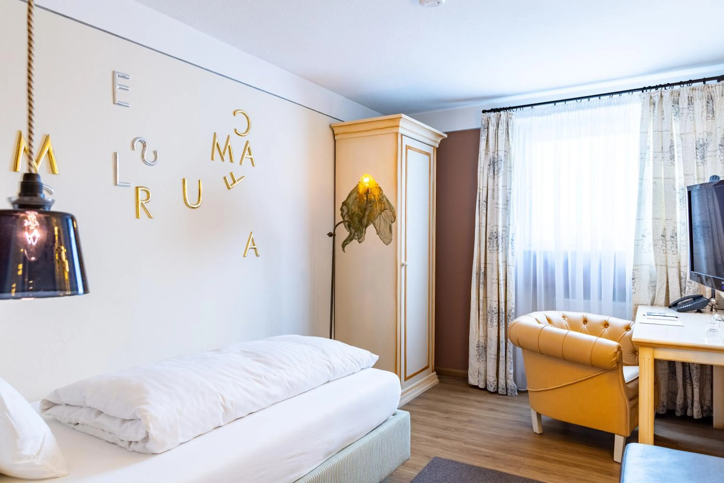 Bedroom, Bed in Romantikhotel Rebstock art & design