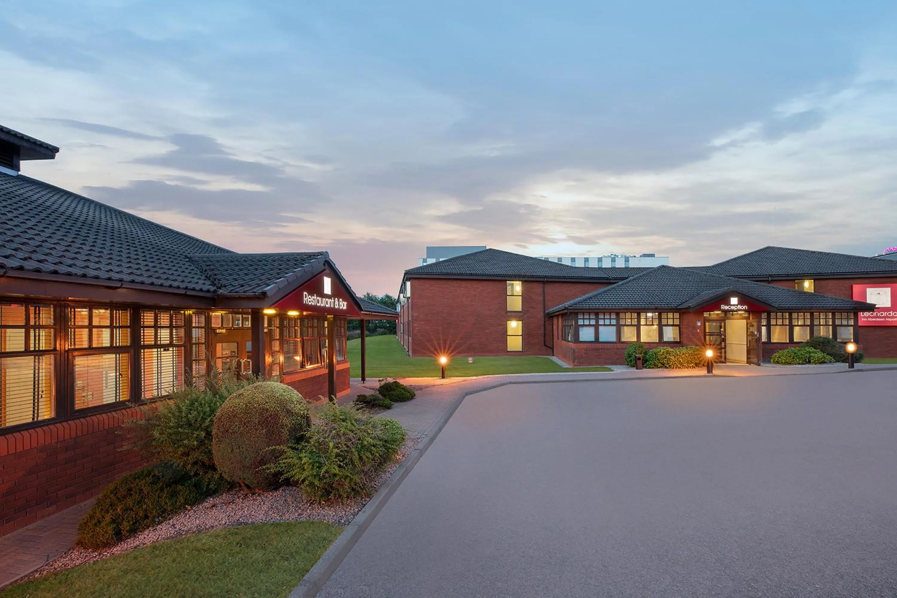 Property building in Leonardo Inn Aberdeen Airport