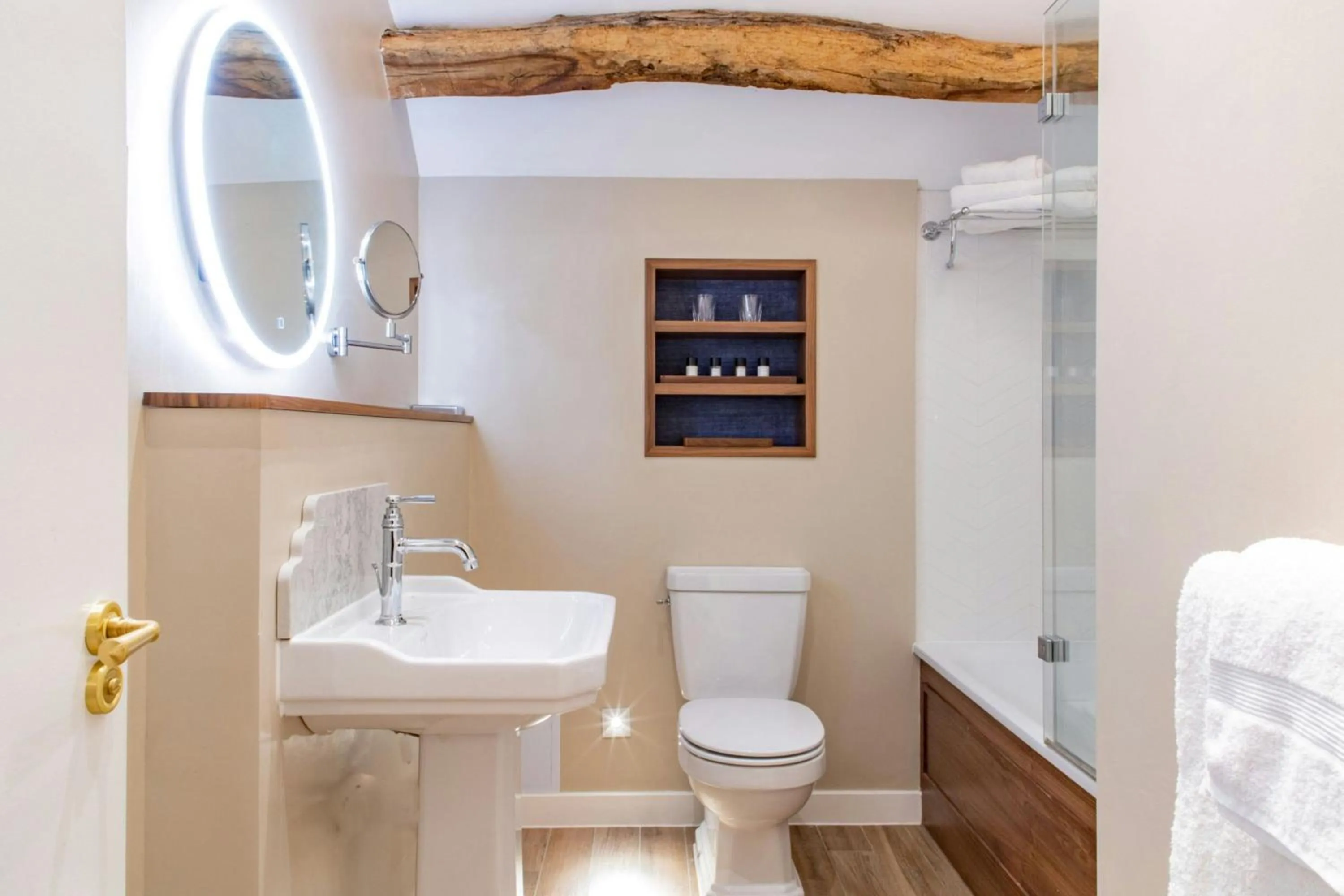 Bathroom in Billesley Manor Hotel & Spa, a Tribute Portfolio Hotel