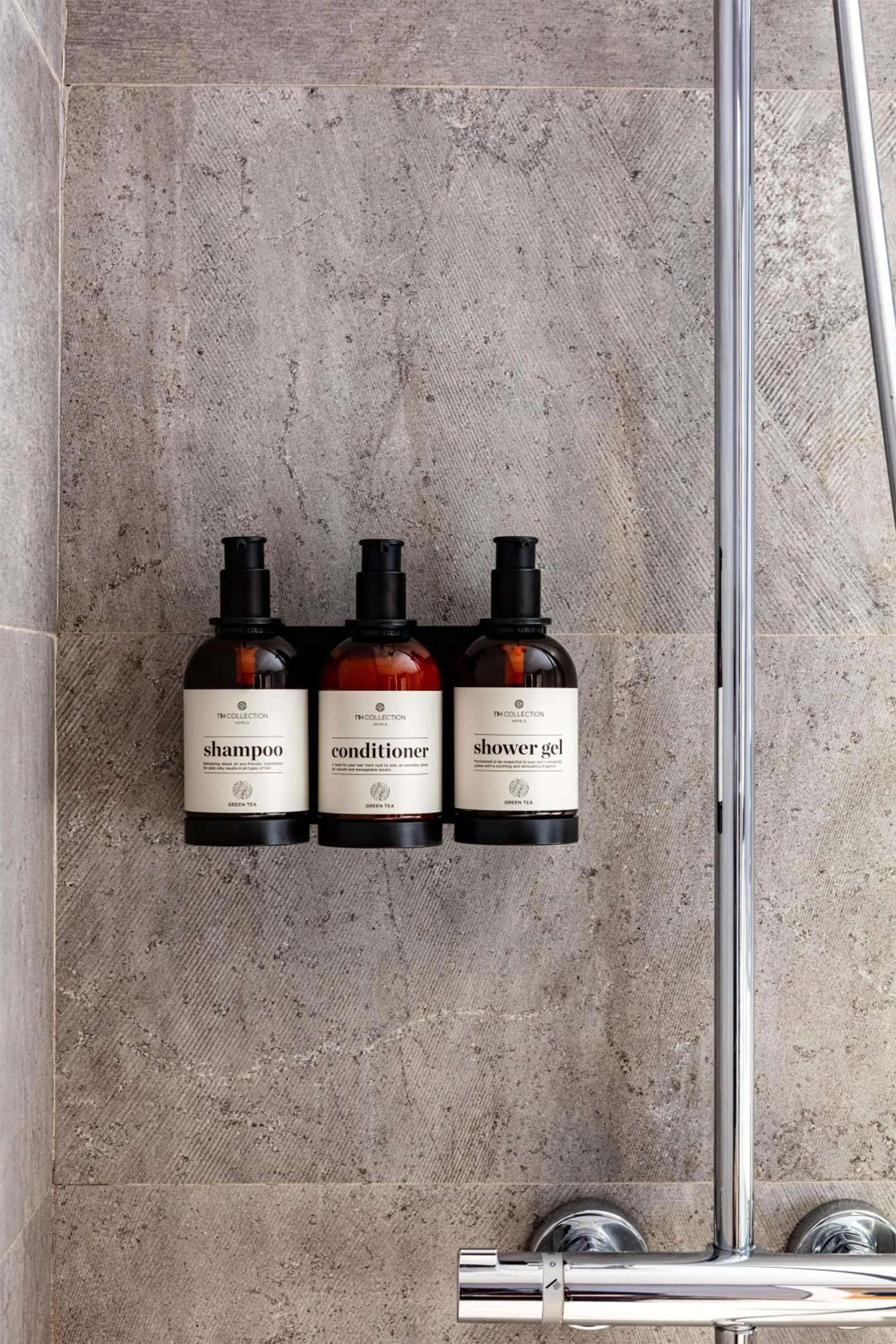 Bathroom in NH Collection Andorra Palomé