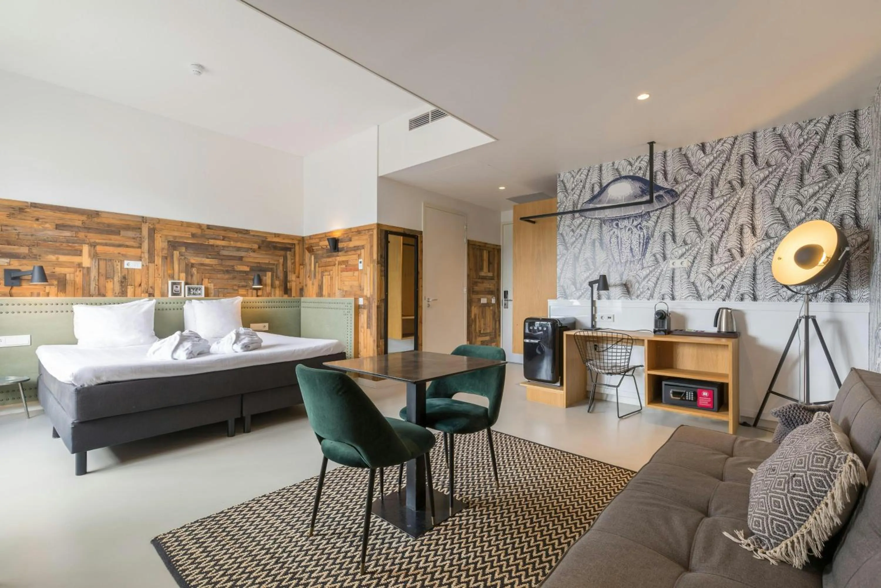 Photo of the whole room in Leonardo Hotel Vinkeveen Amsterdam