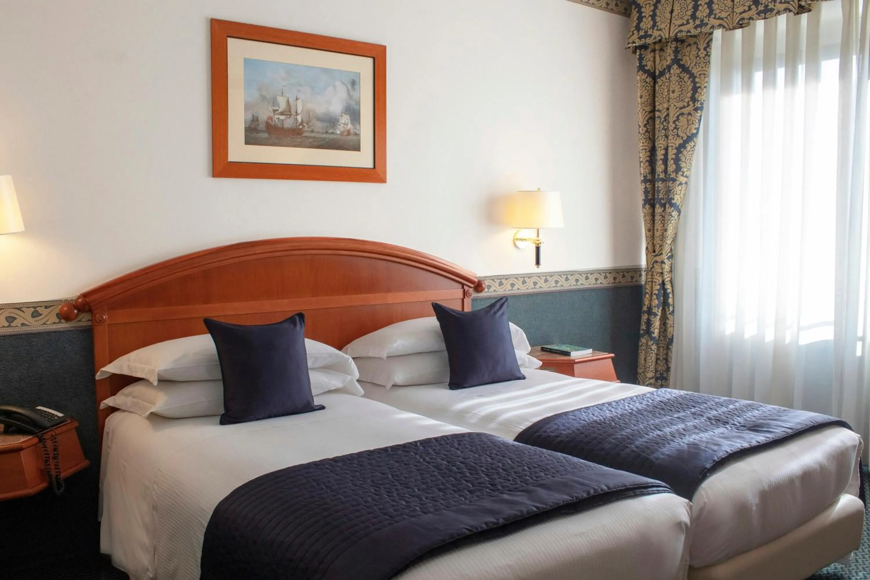 Bedroom, Bed in Starhotels Vespucci