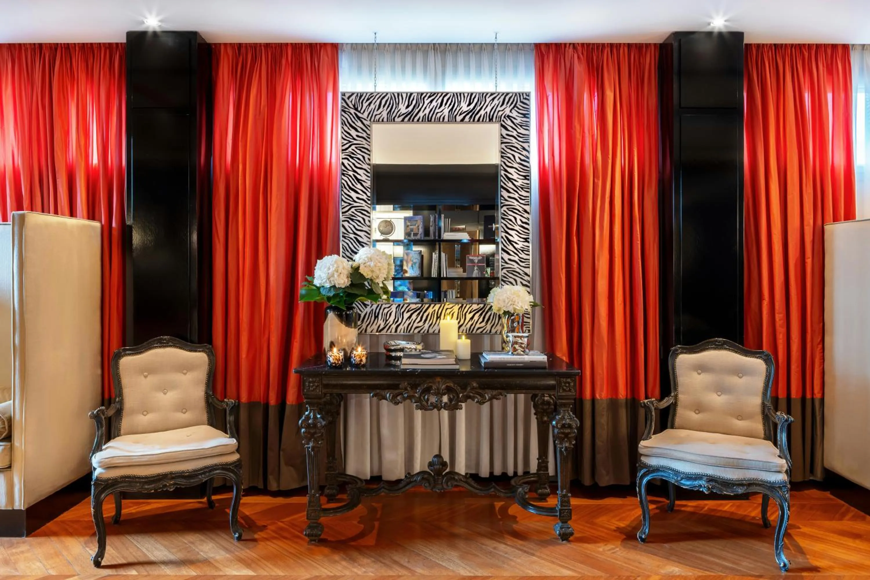 Lobby or reception in Starhotels Anderson