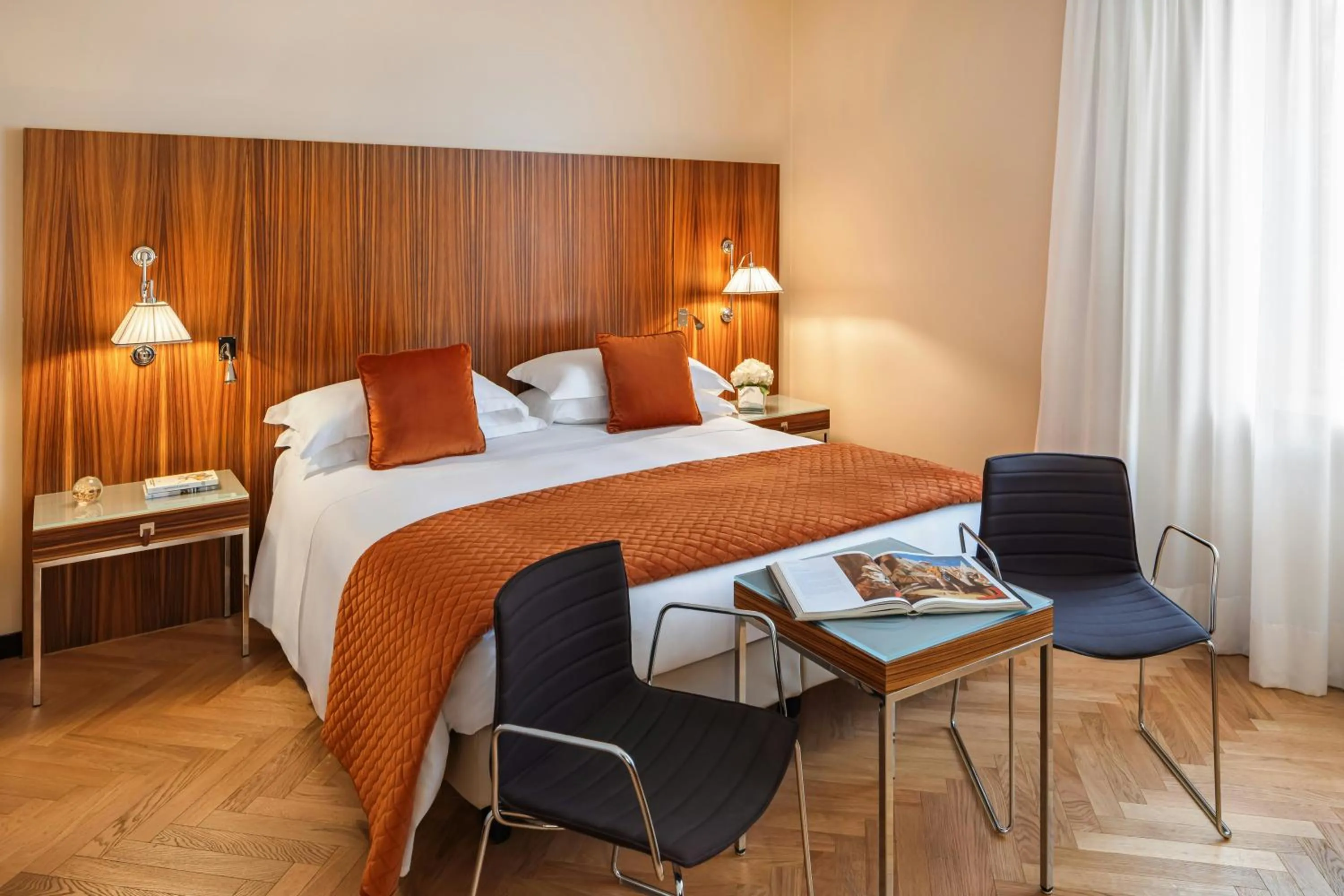 Bedroom, Bed in Starhotels Anderson