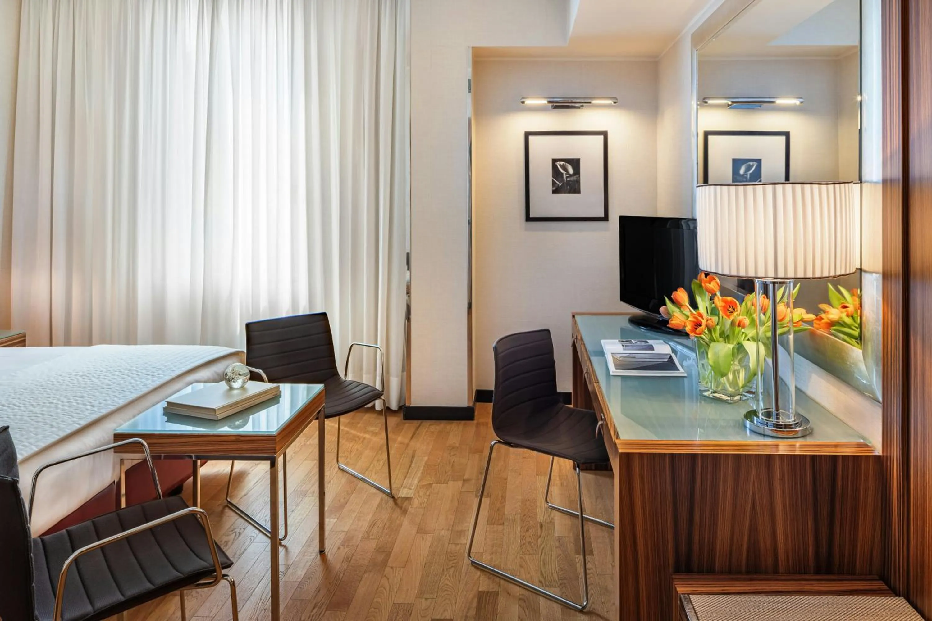 Photo of the whole room in Starhotels Anderson