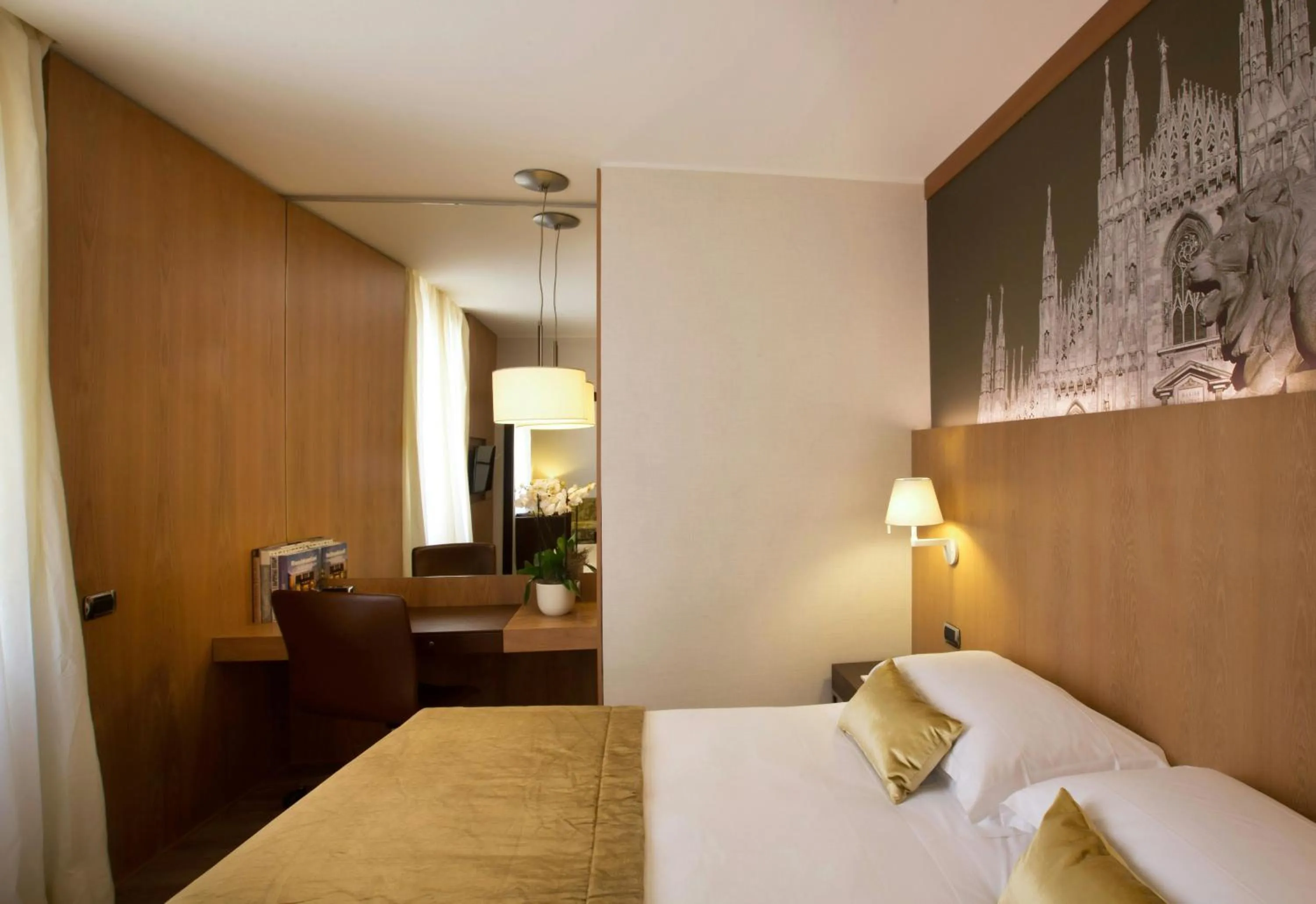 Photo of the whole room, Bed in Starhotels Ritz