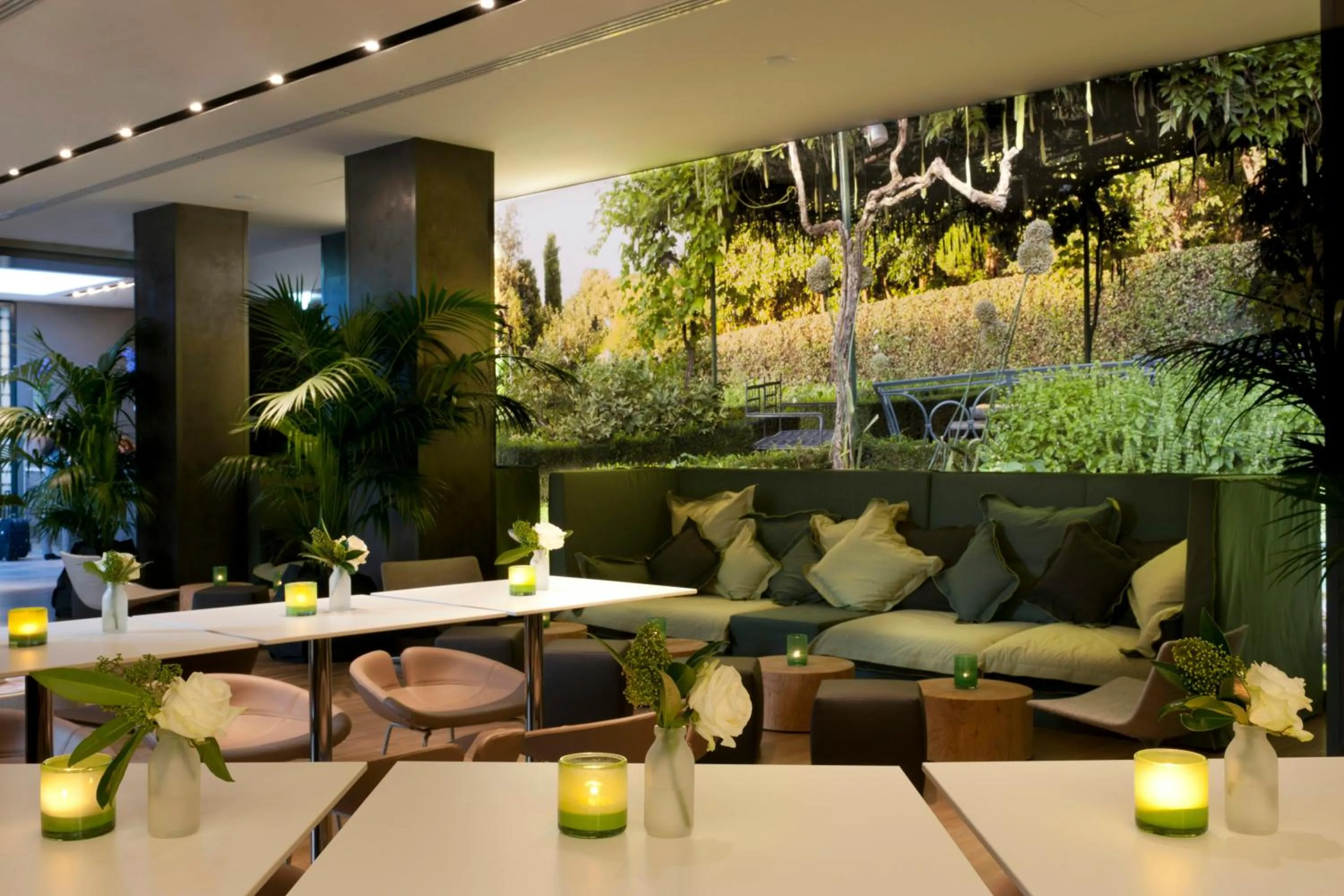 Lounge or bar in Starhotels Echo