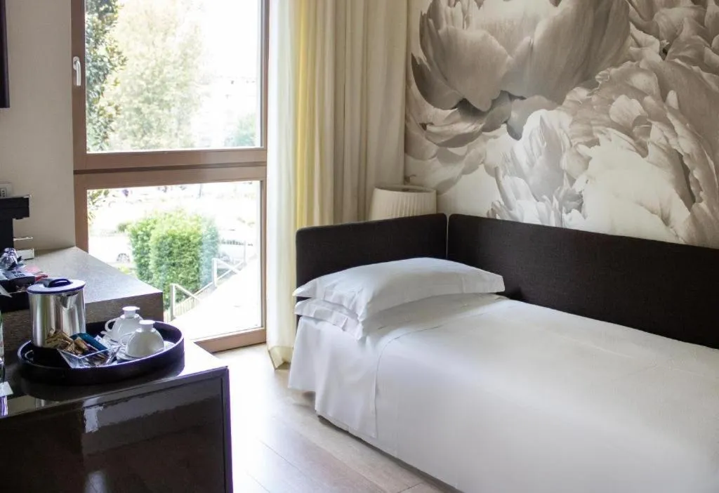 Photo of the whole room, Bed in Starhotels Echo