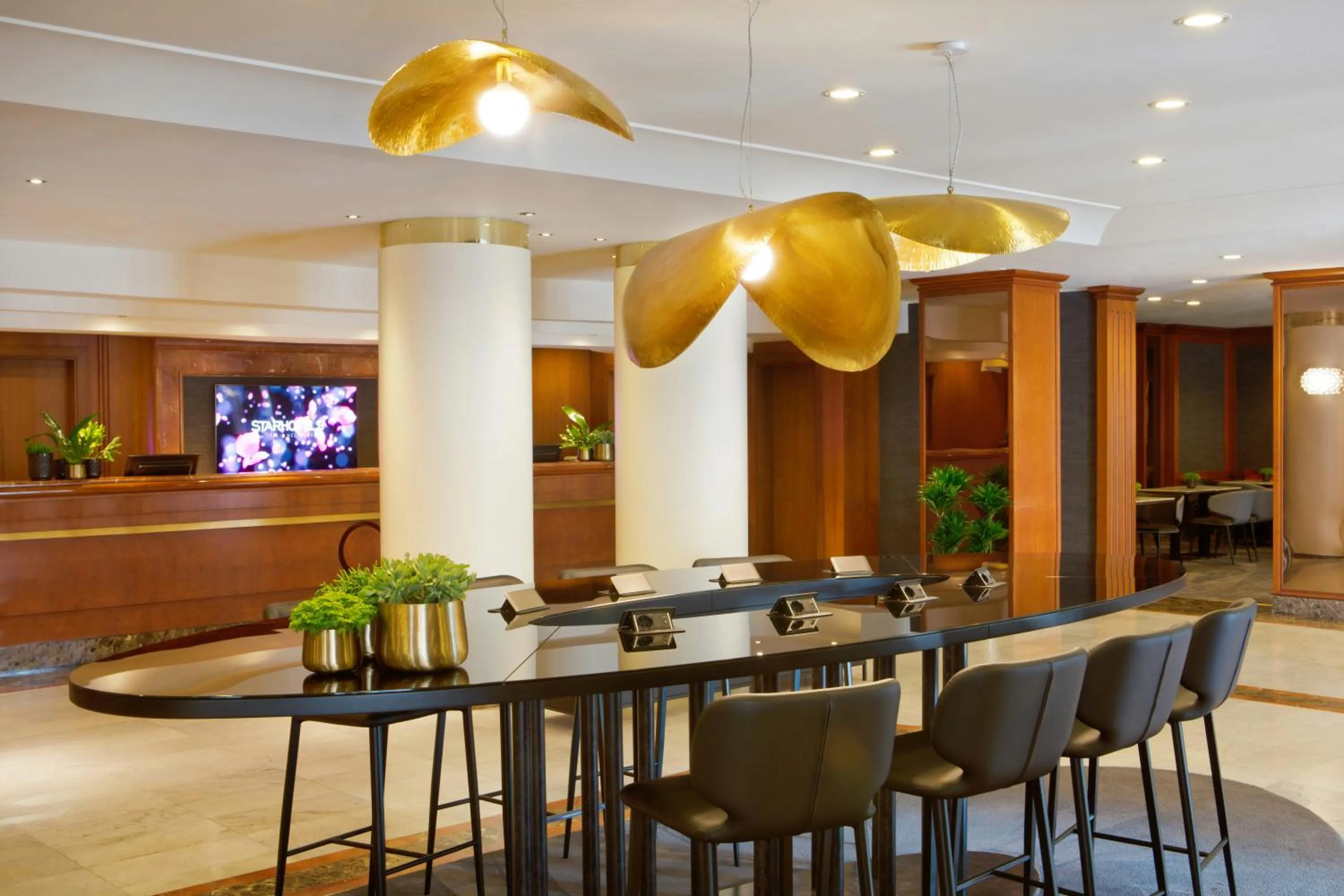 Decorative detail in Starhotels Tourist