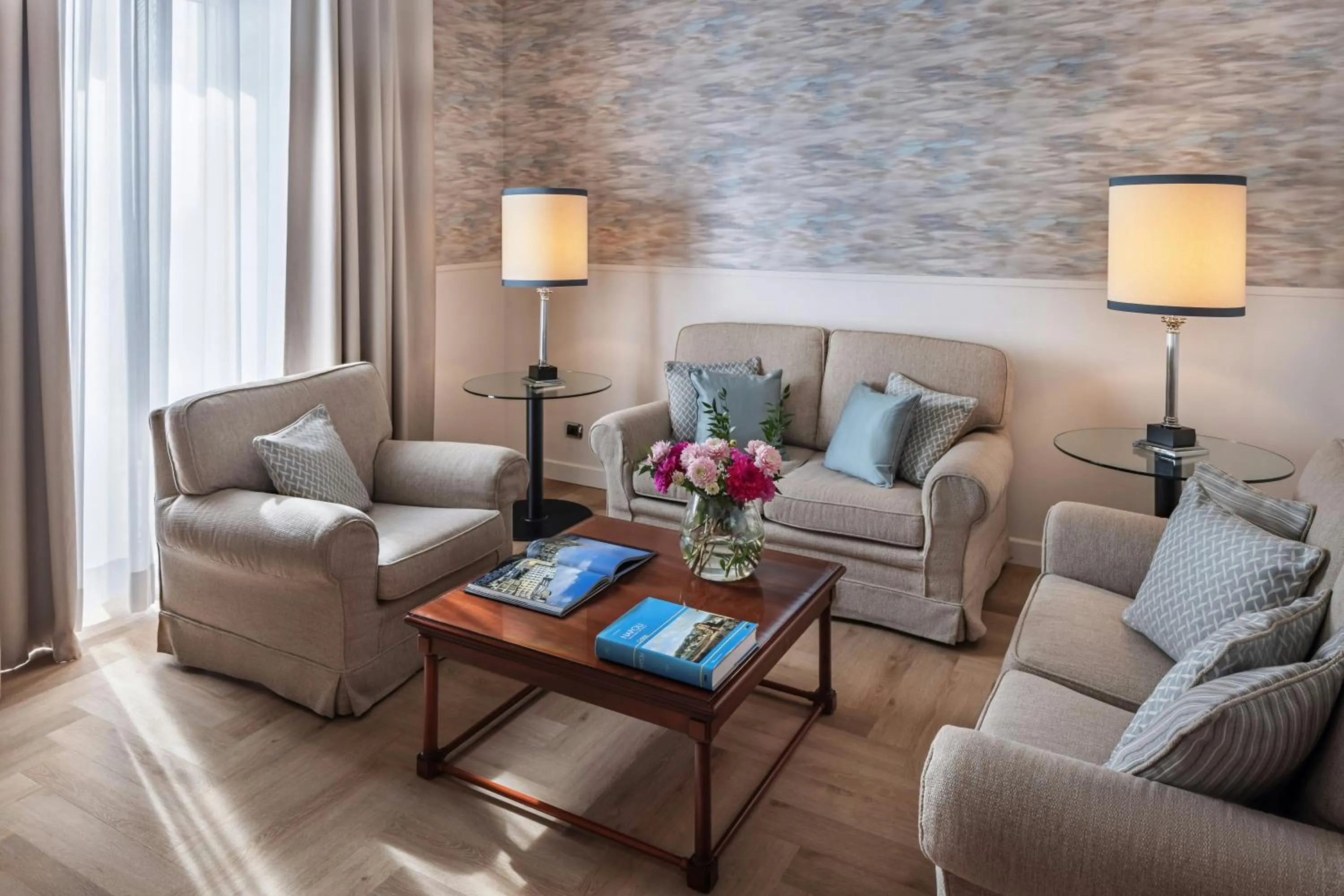 Photo of the whole room in Starhotels Terminus