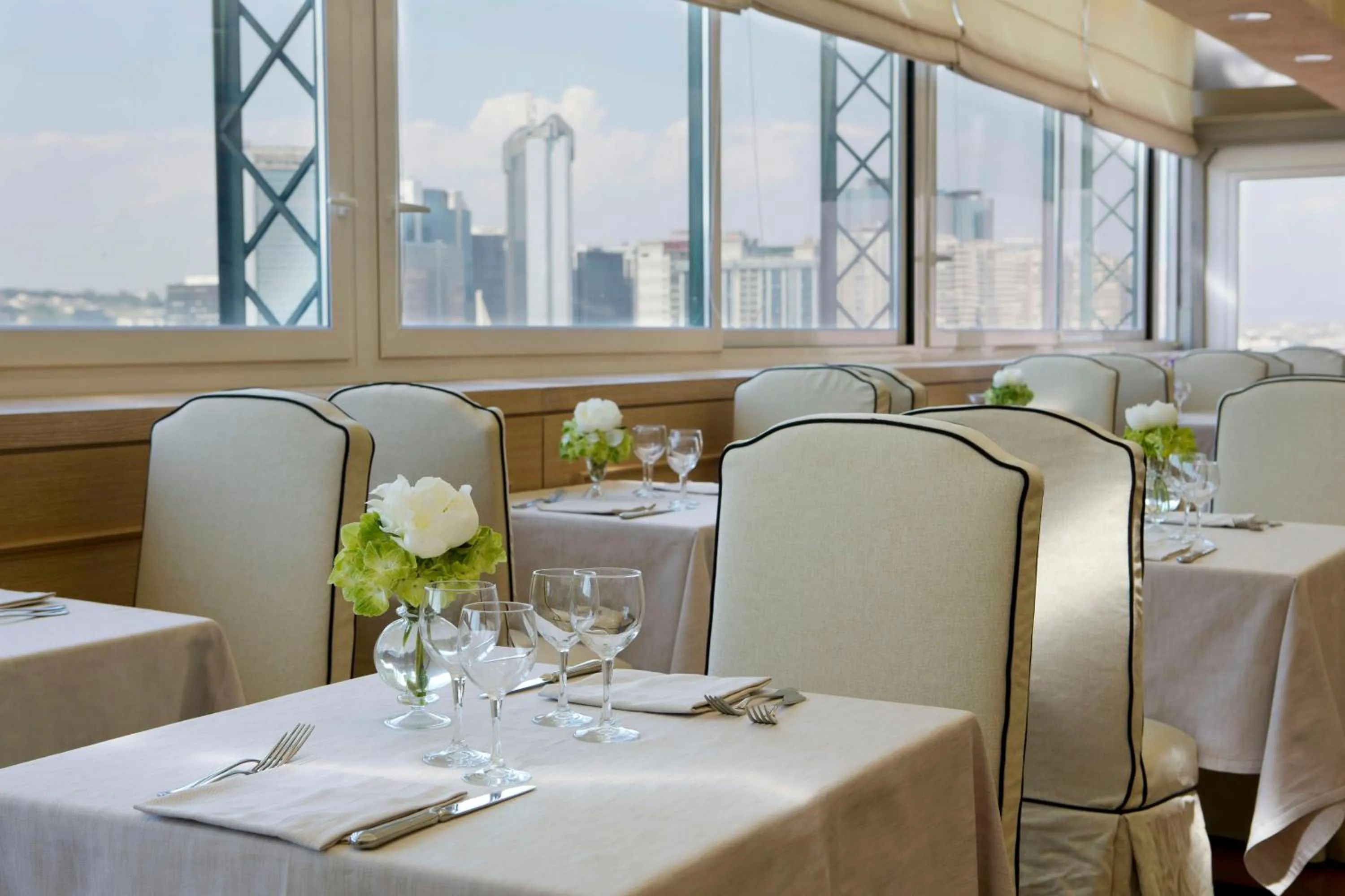 Restaurant/places to eat in Starhotels Terminus