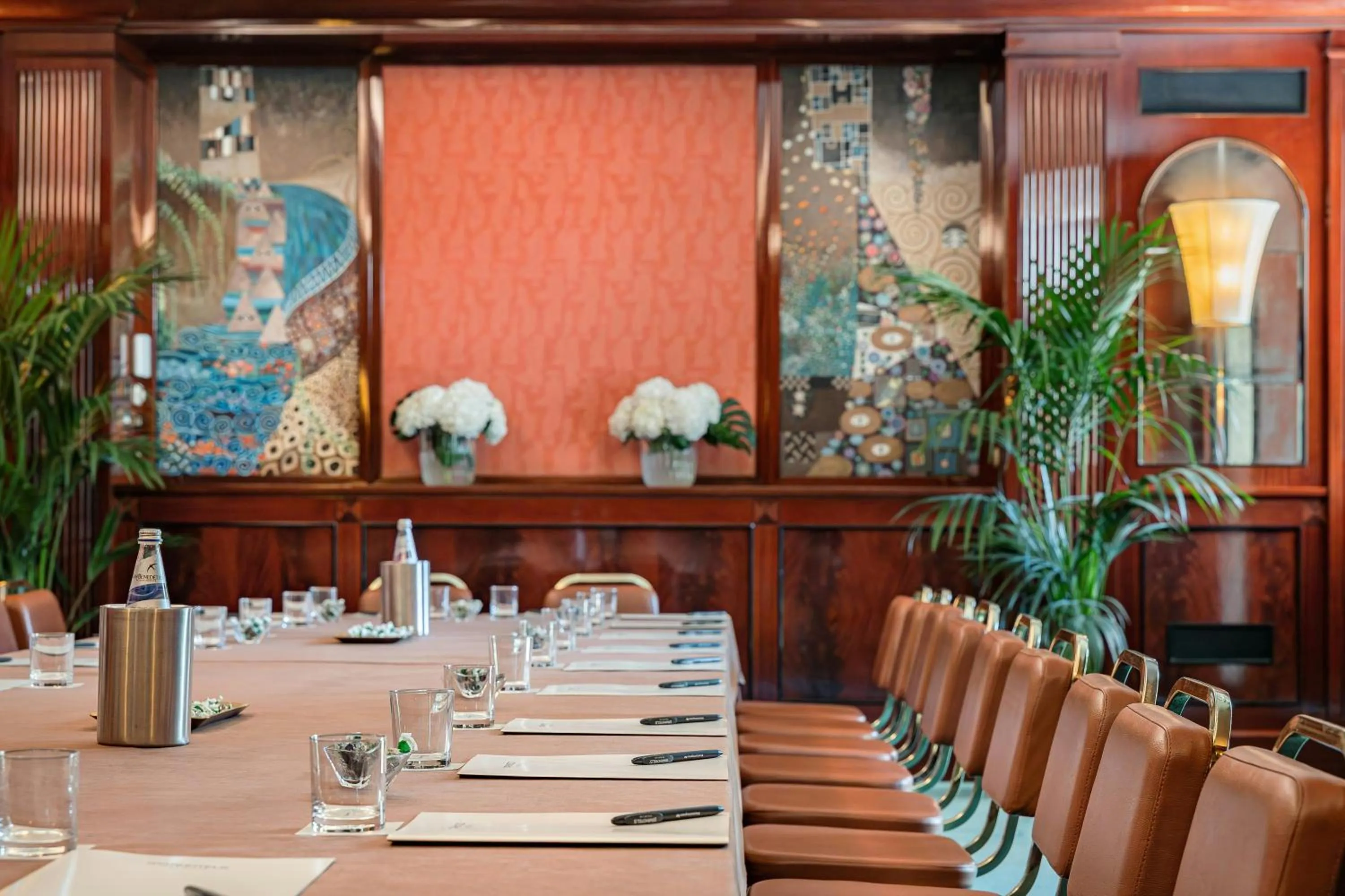 Meeting/conference room in Starhotels Du Parc