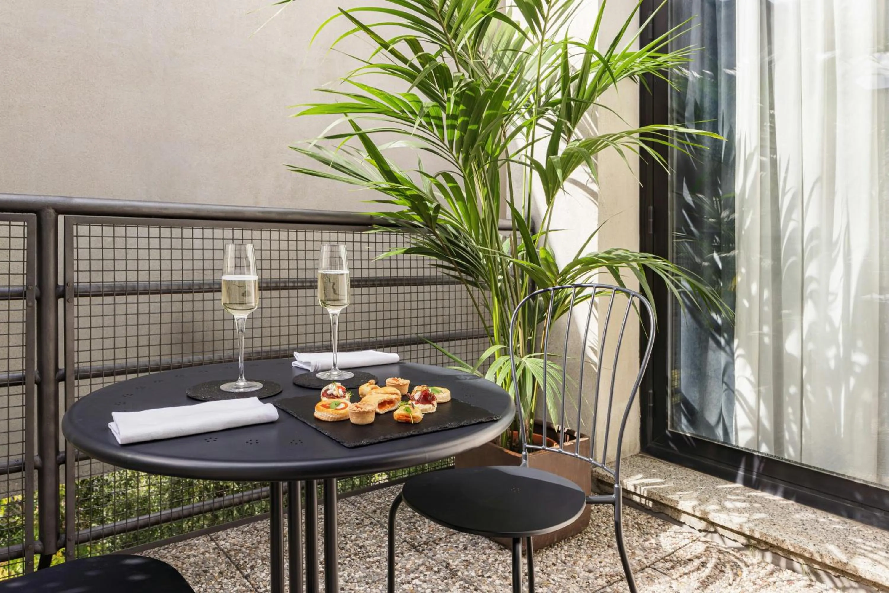 Photo of the whole room in Starhotels Du Parc