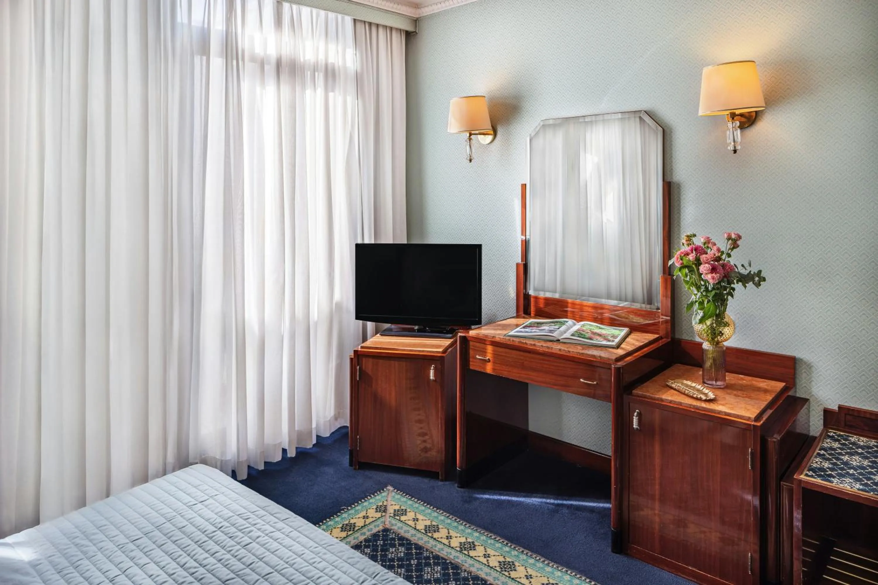 Bedroom in Starhotels Du Parc