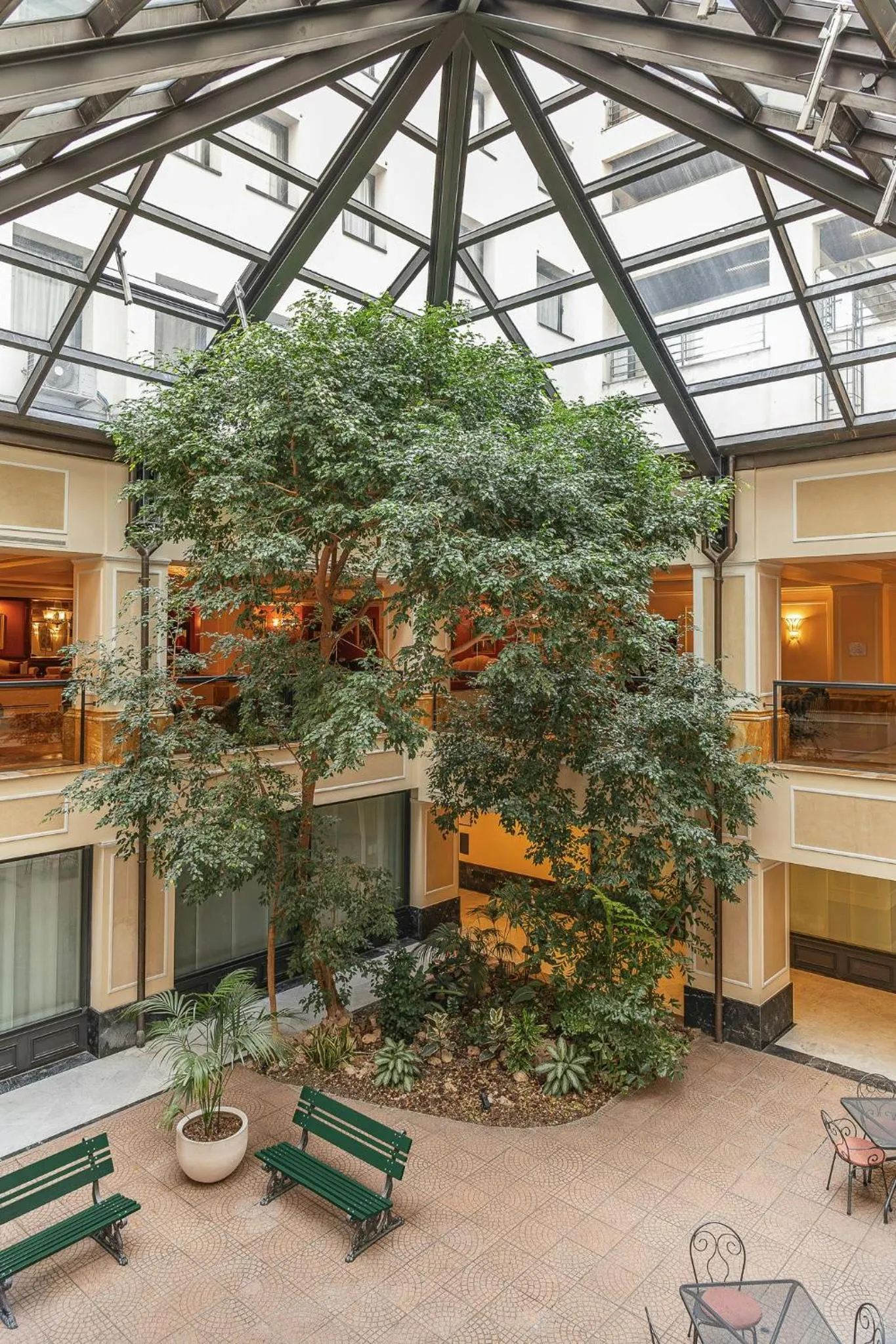 Lobby or reception in Starhotels Du Parc