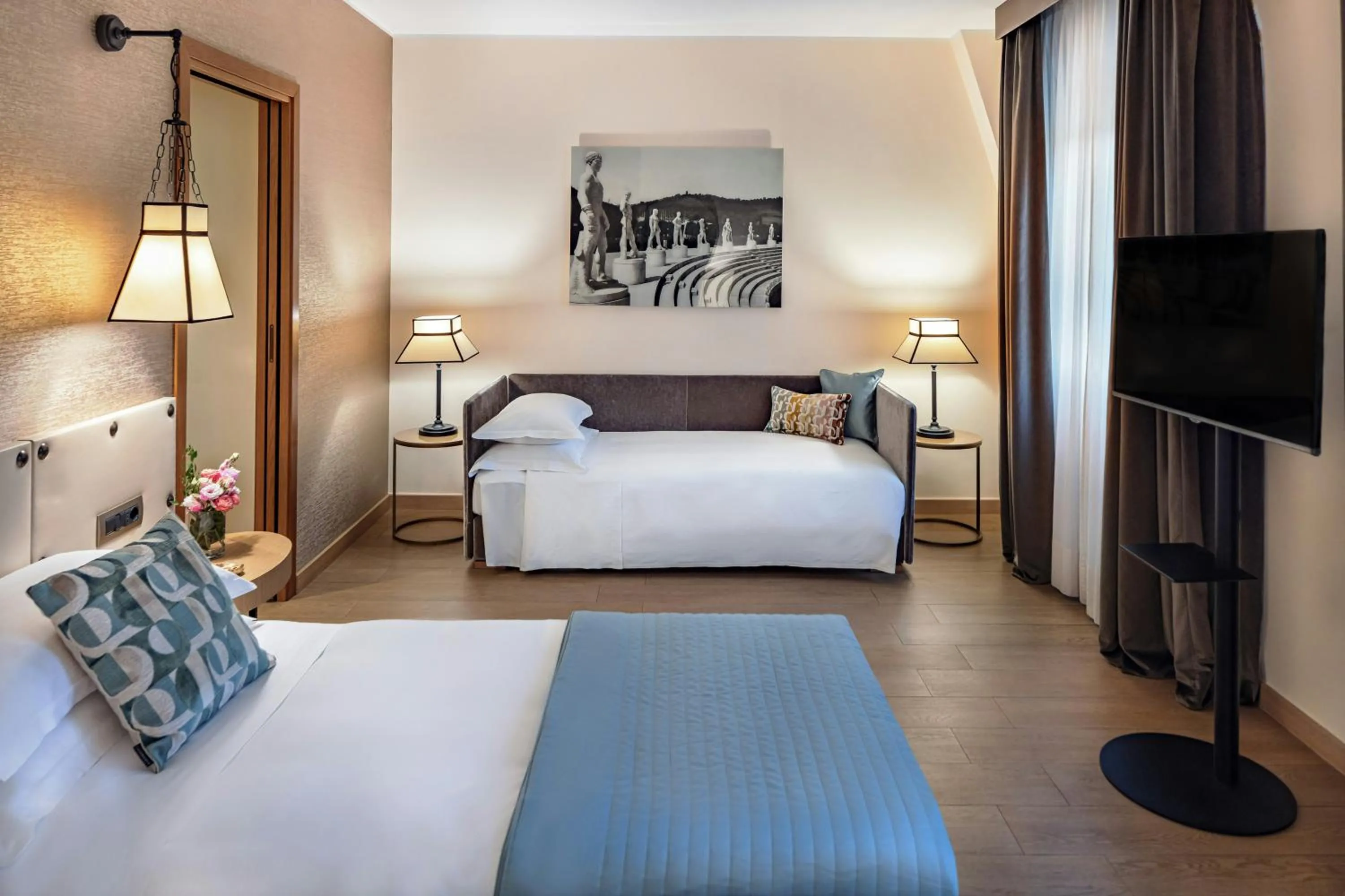 Photo of the whole room, Bed in Starhotels Metropole