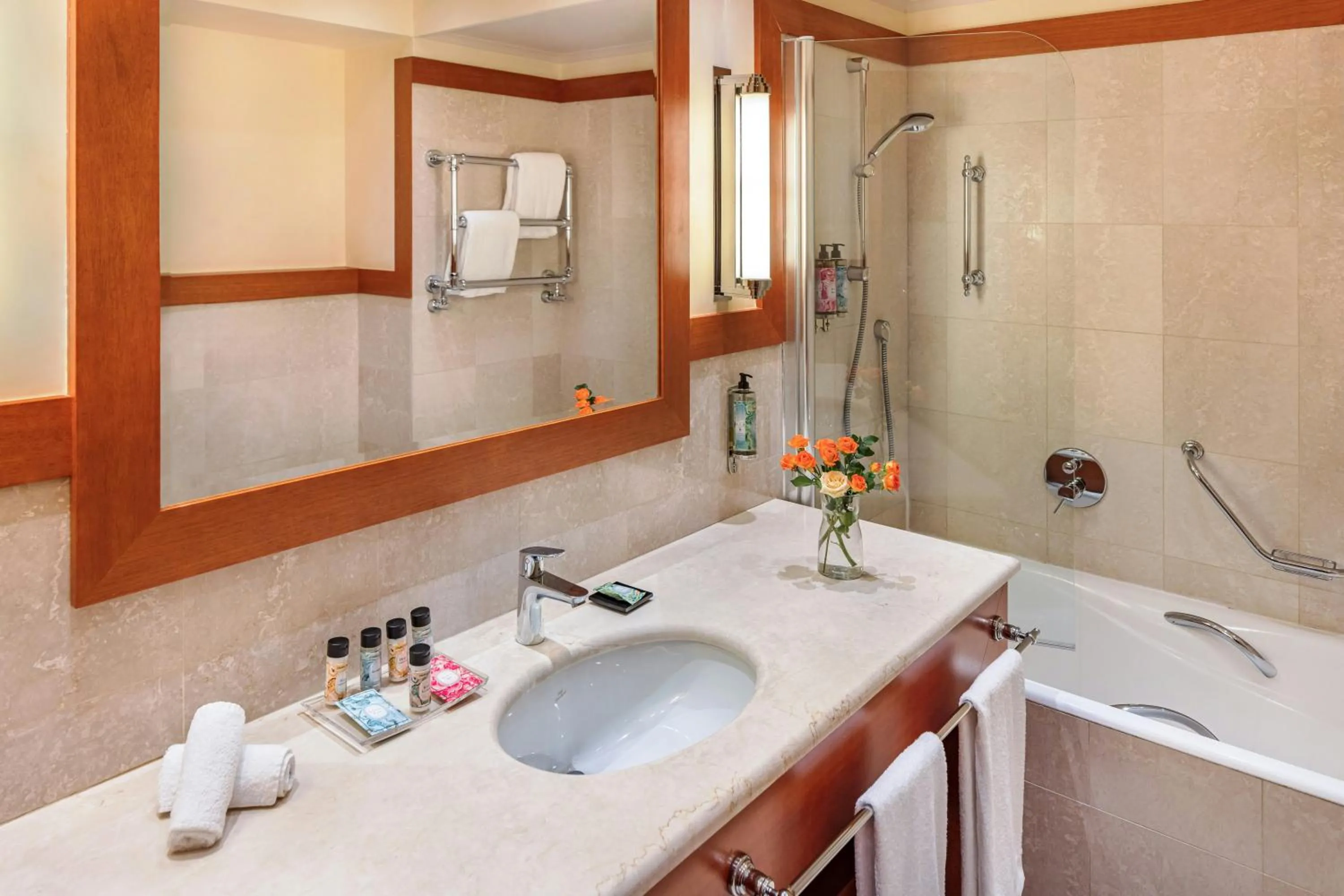 Bathroom in Starhotels Metropole