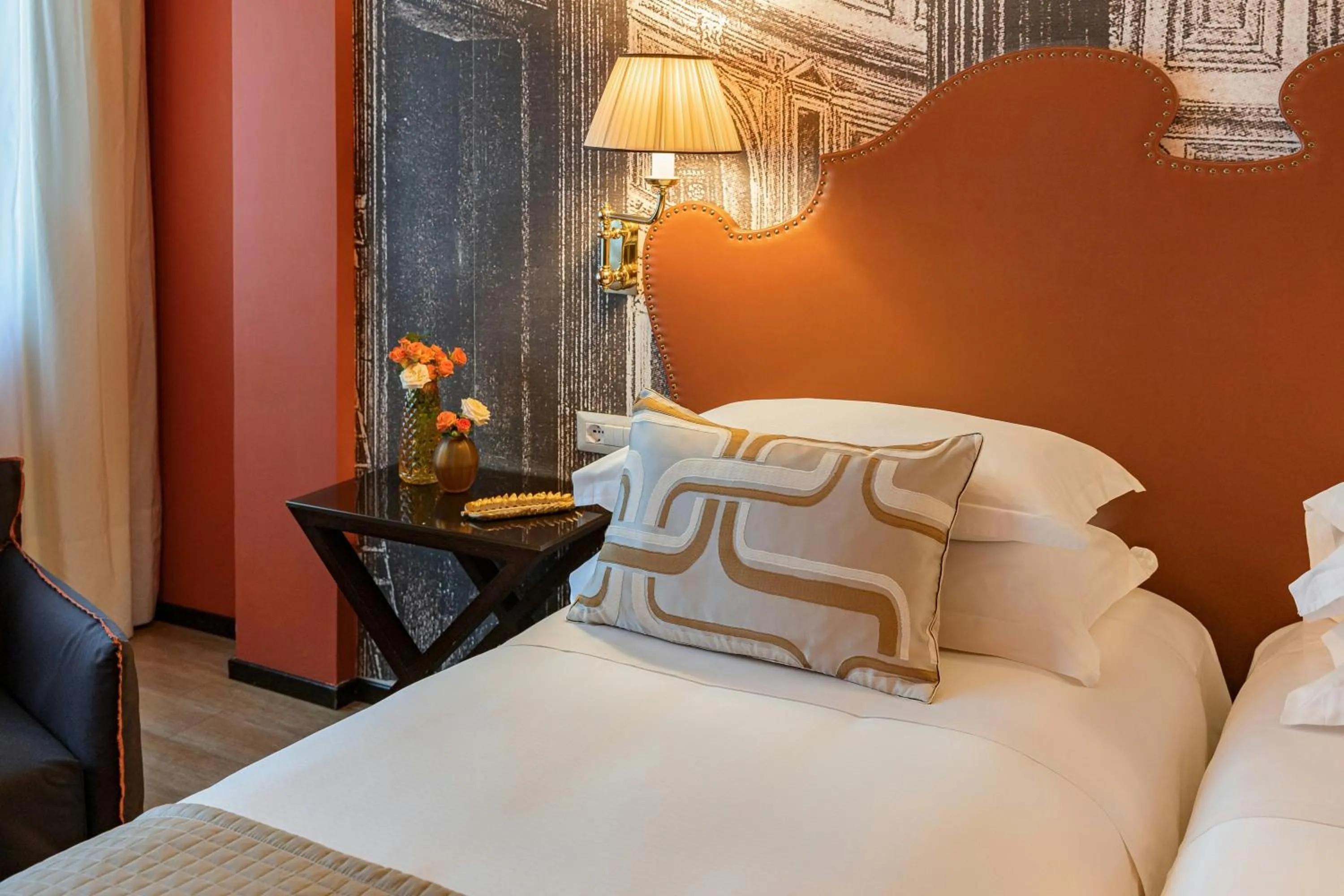 Photo of the whole room, Bed in Starhotels Michelangelo Rome